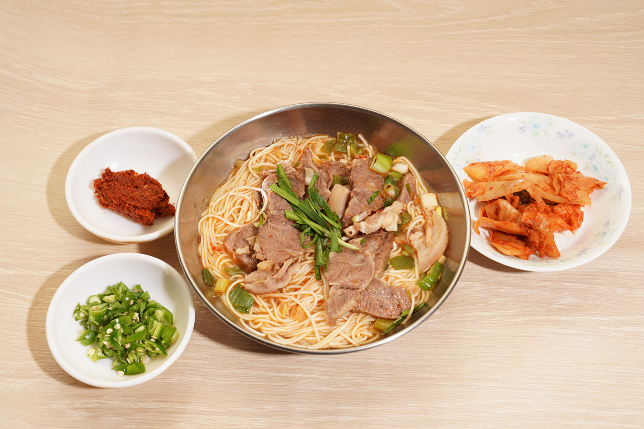 만포순대국 돼지국밥