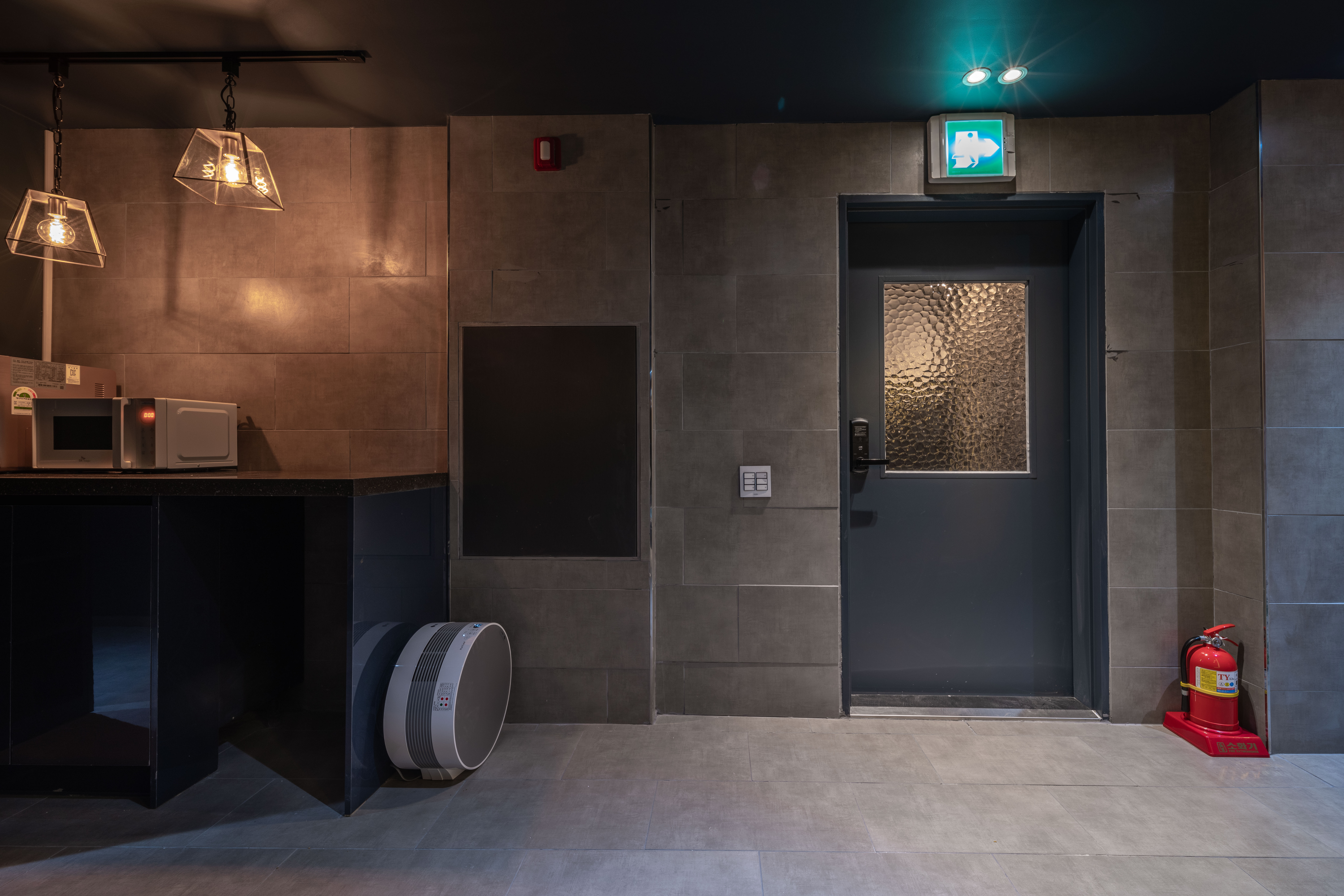 4번째 스튜디오 사진