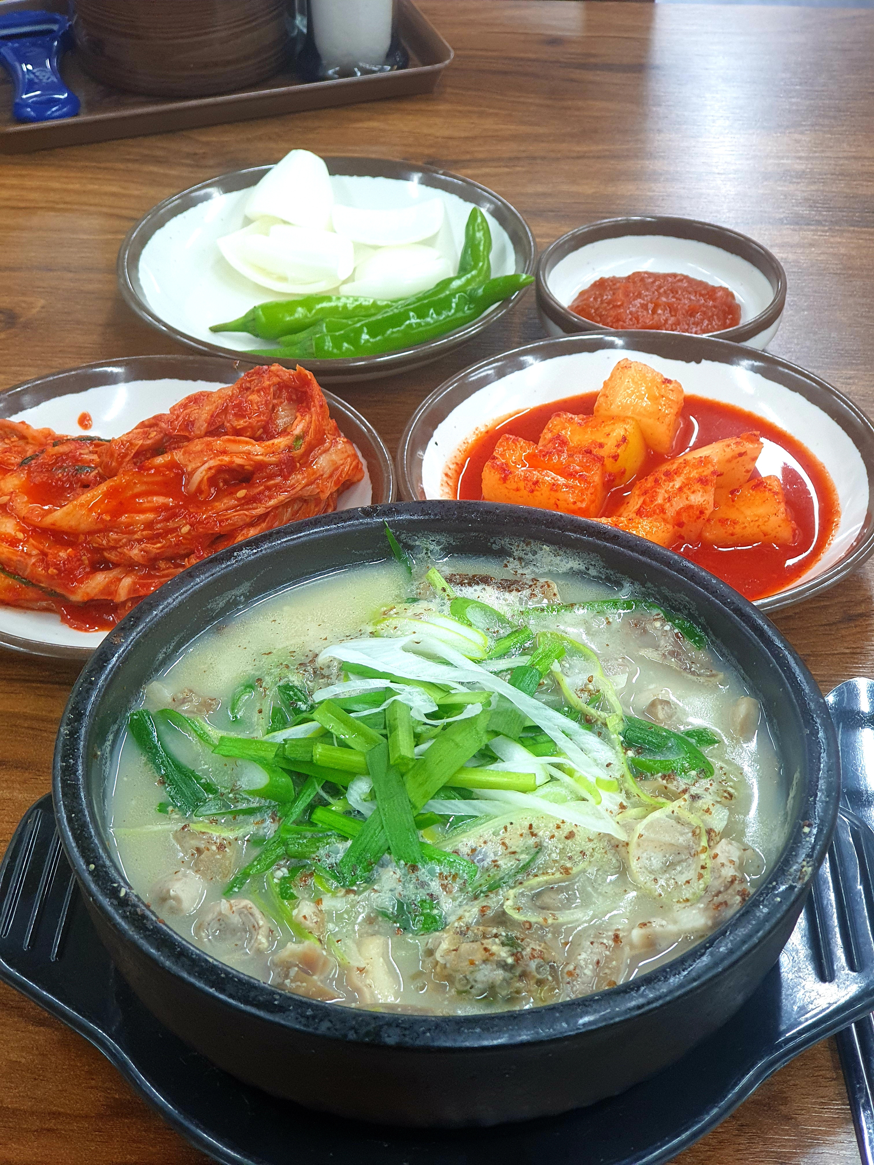 서당골토종순대국
