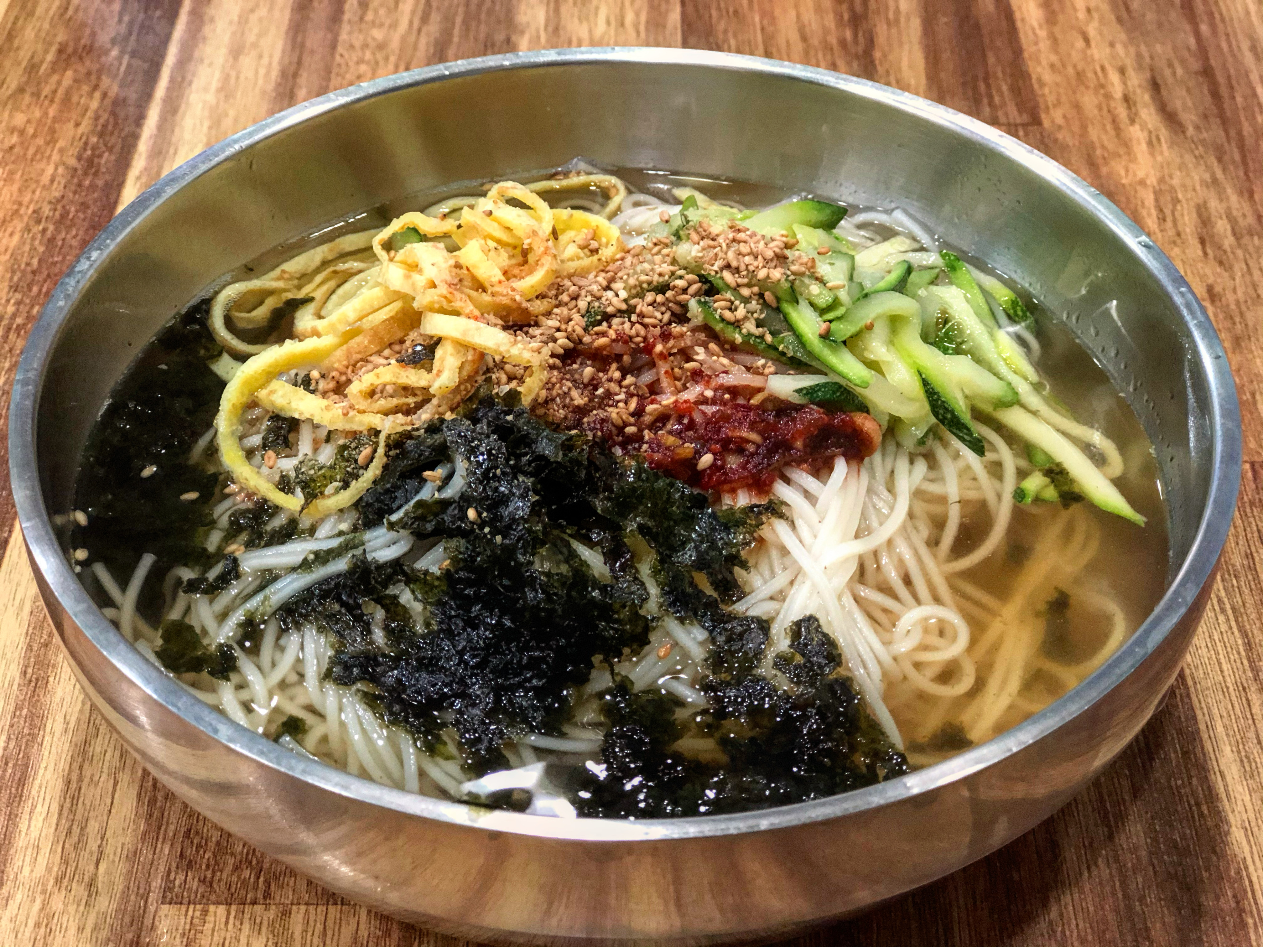 시장국수돈까스