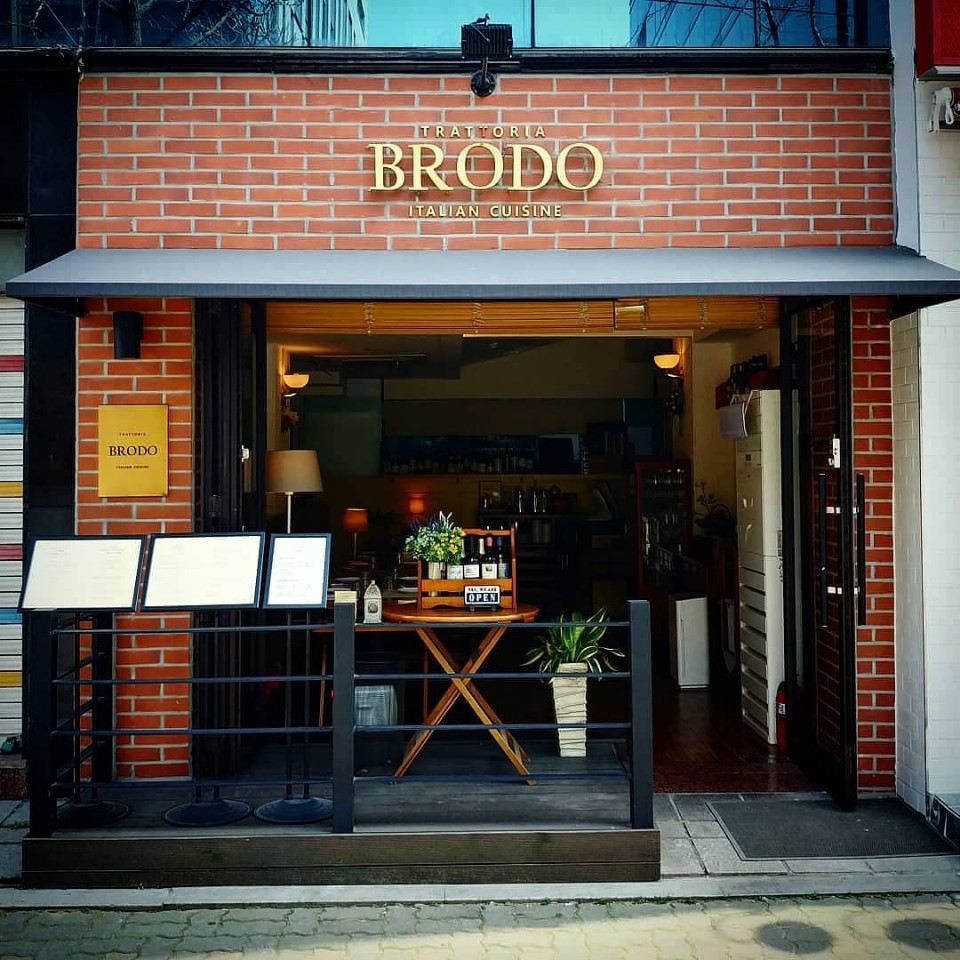 트라토리아 브로도