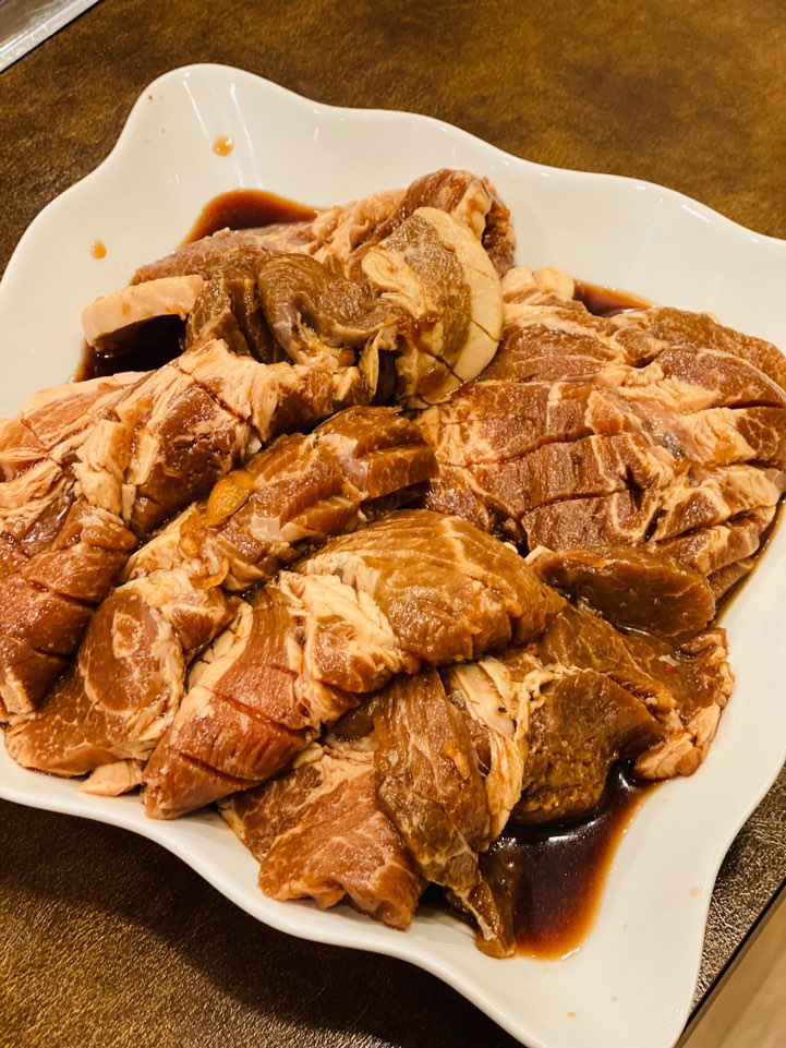 돌담한우숯불명가