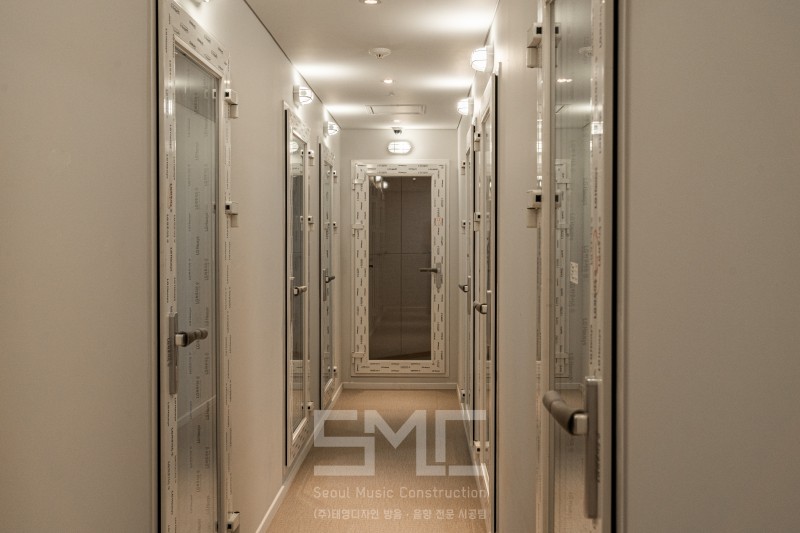 1번째 스튜디오 사진