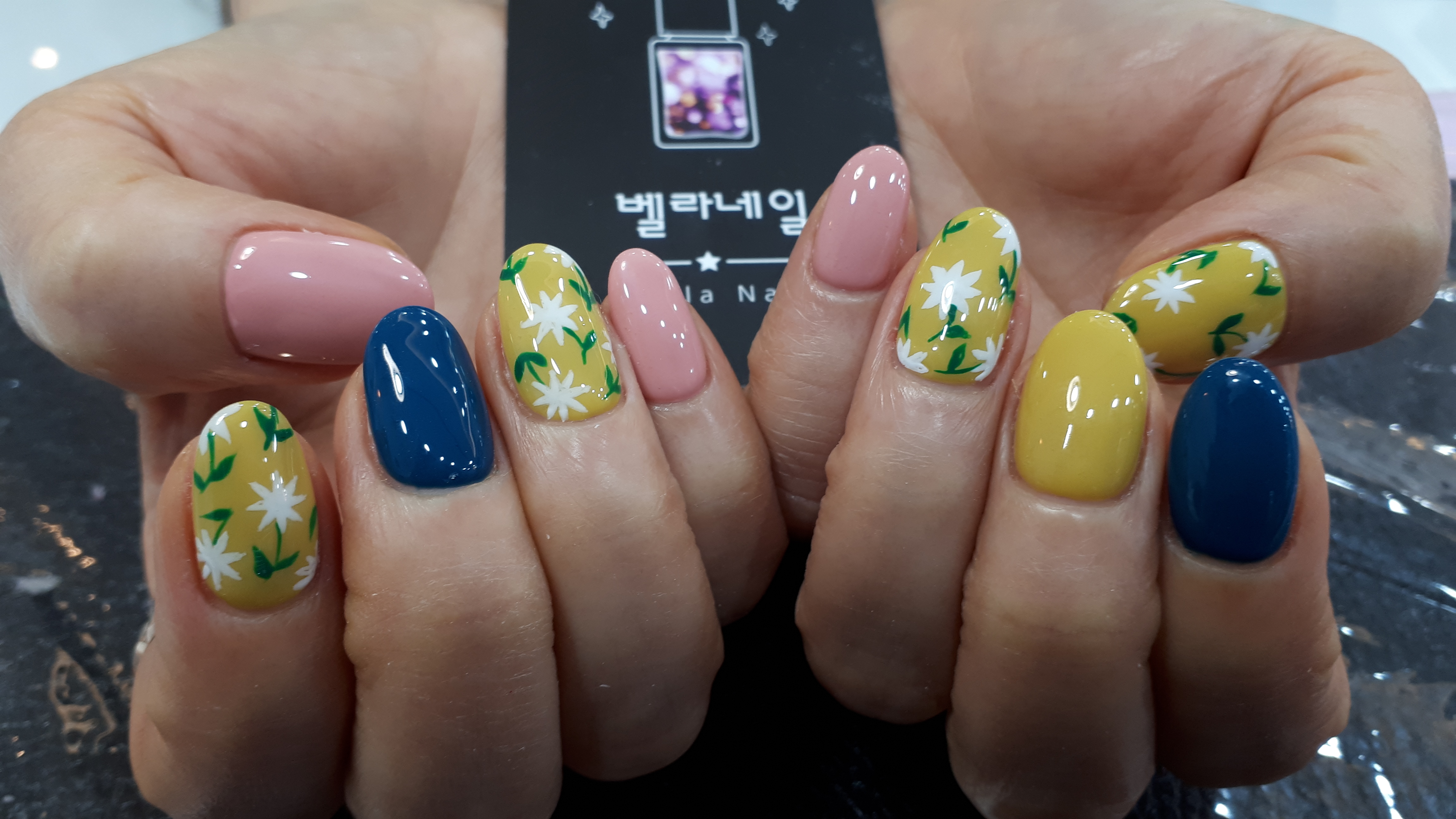 벨라네일