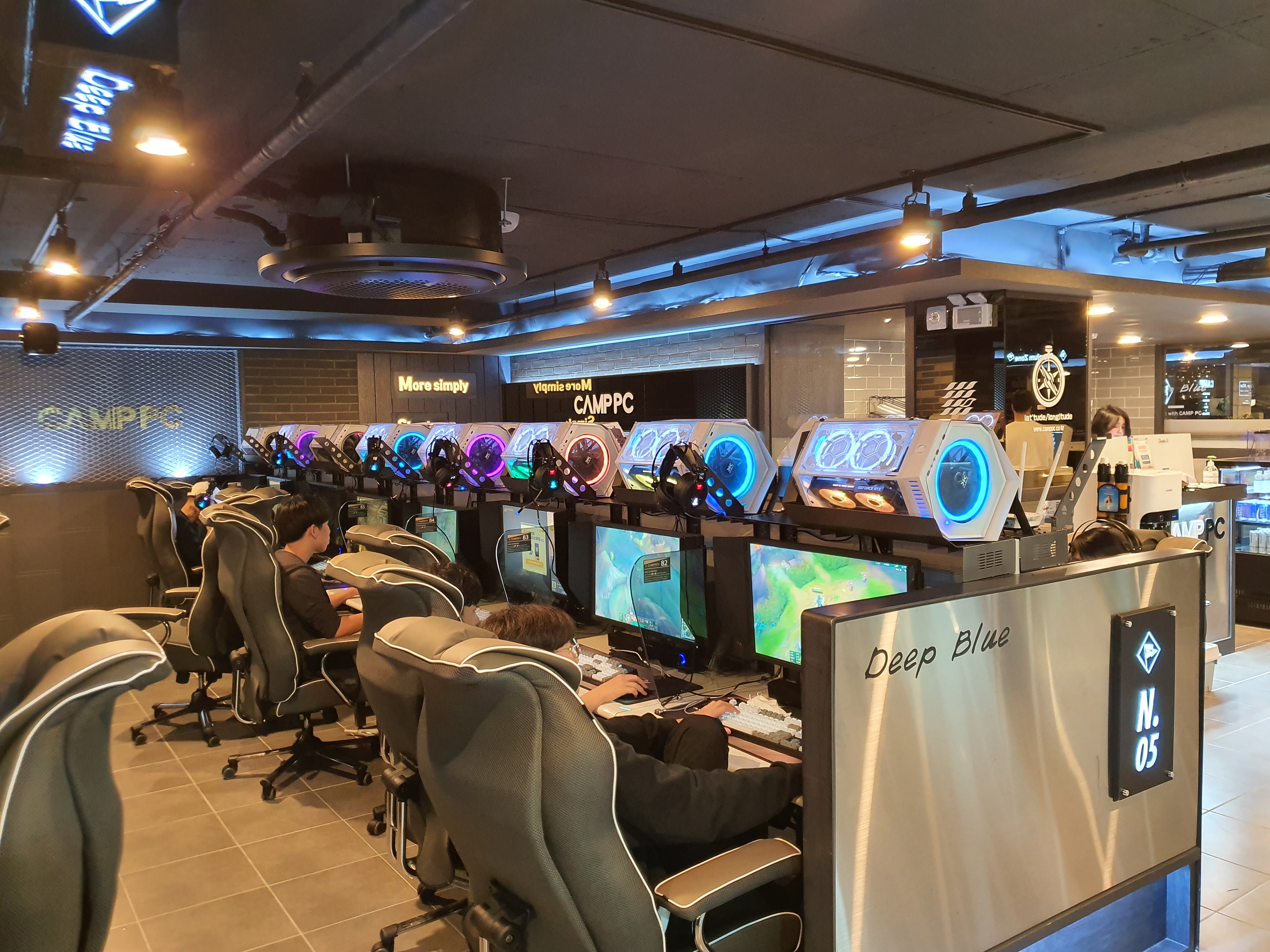 더캠프PC 서귀포본점