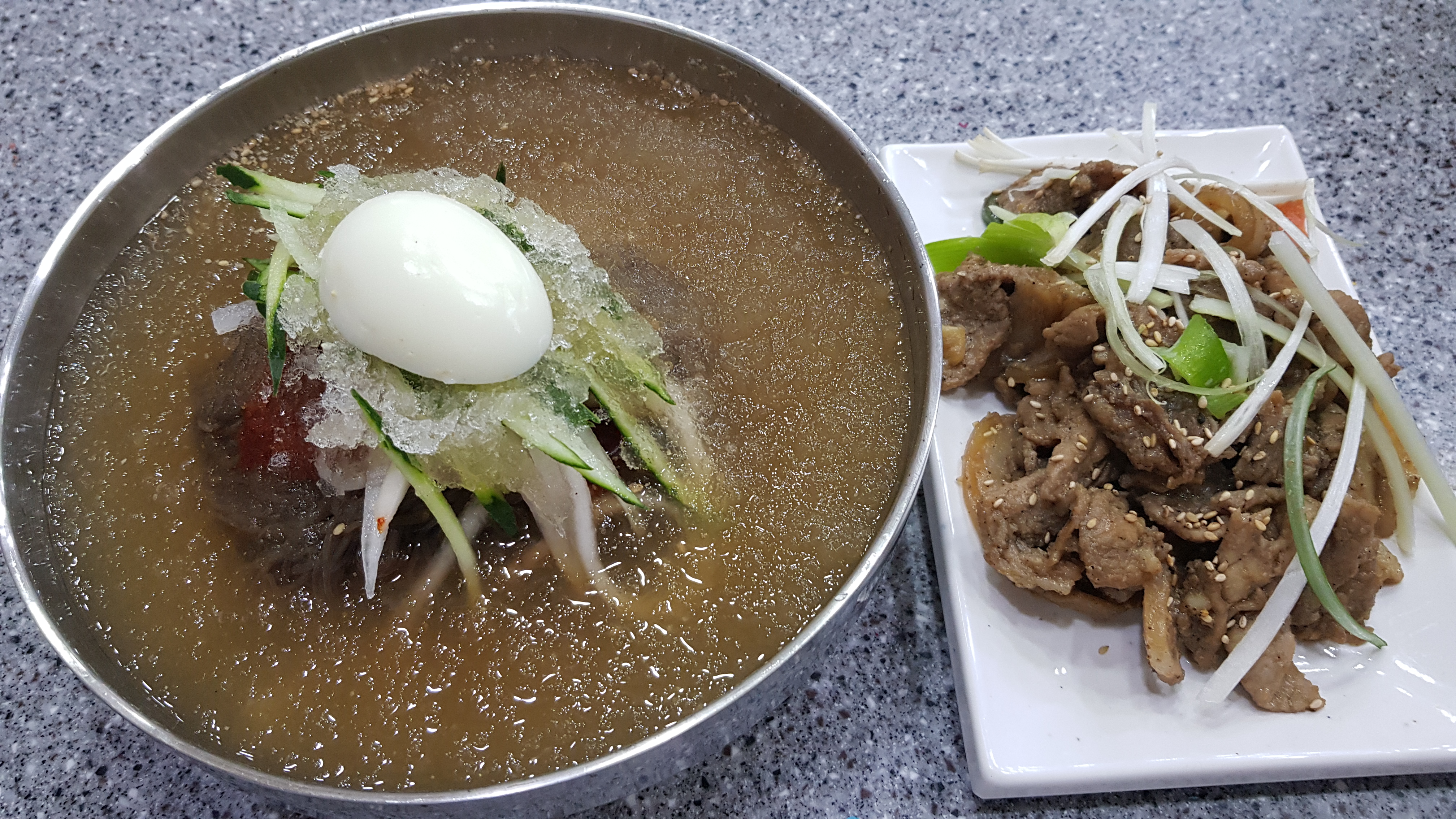 흑돼지면가