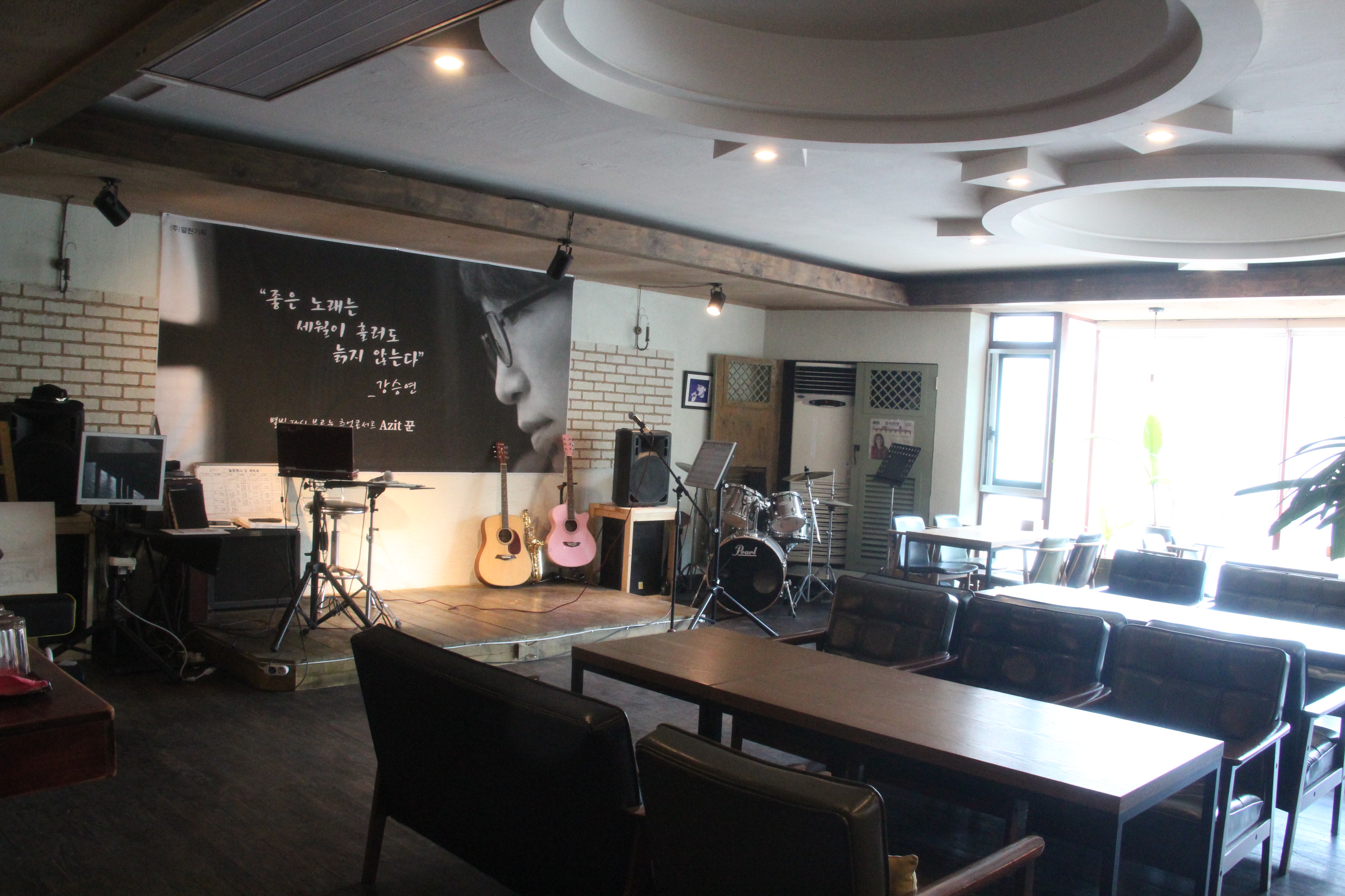 1번째 스튜디오 사진