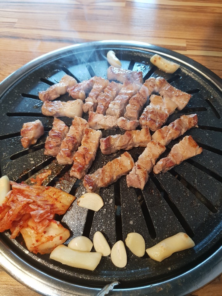 한돈참숯꼬기 혁신점