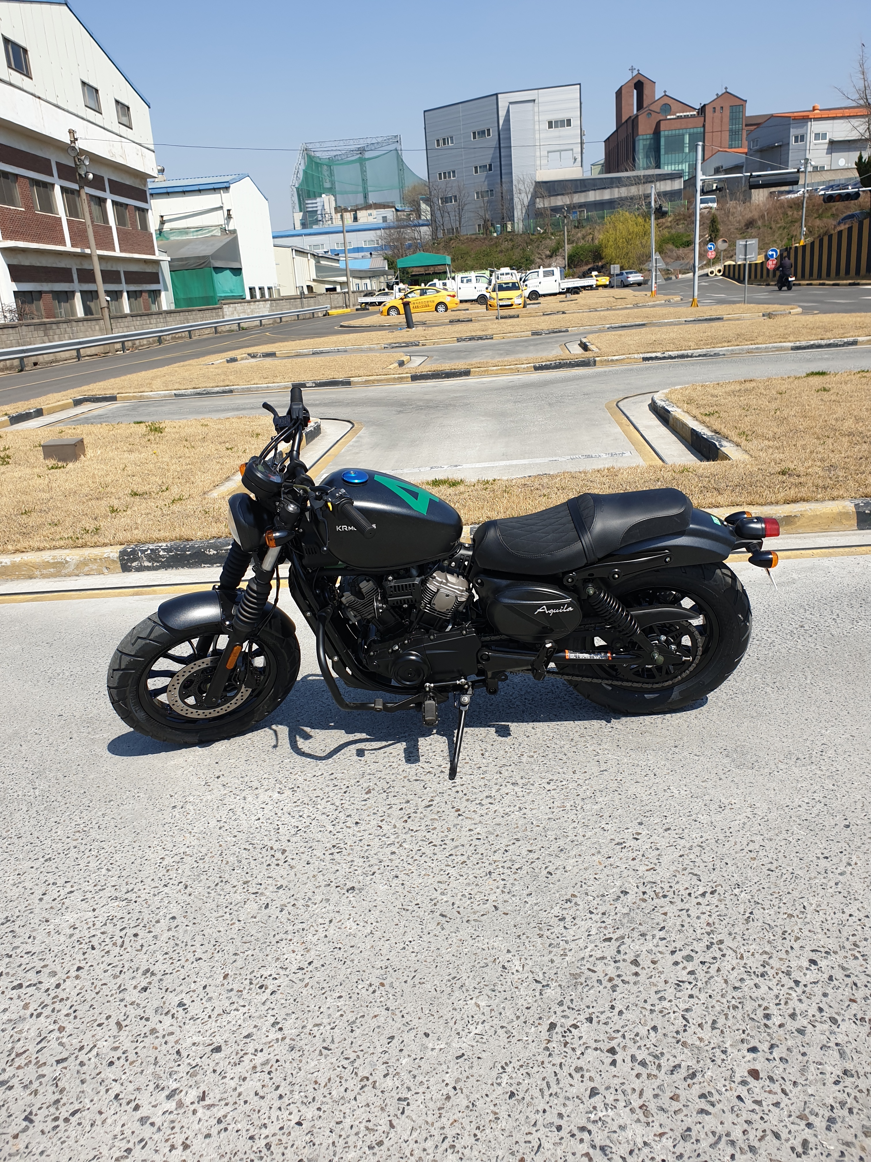 인기자동차운전전문학원