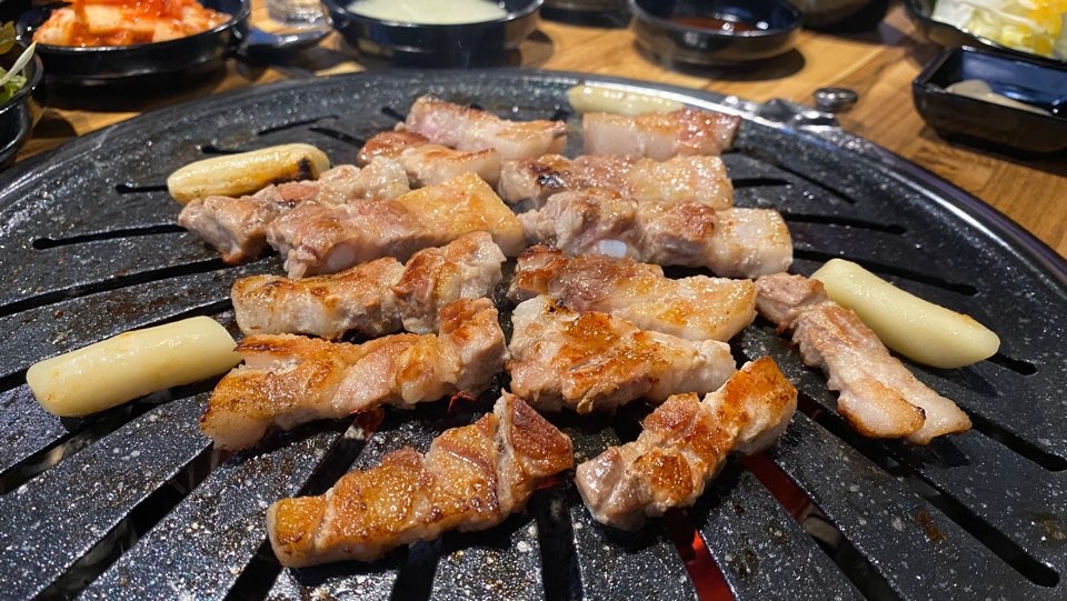한돈참숯꼬기 혁신점