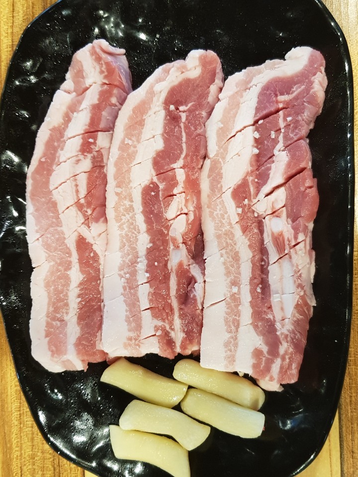 한돈참숯꼬기 혁신점