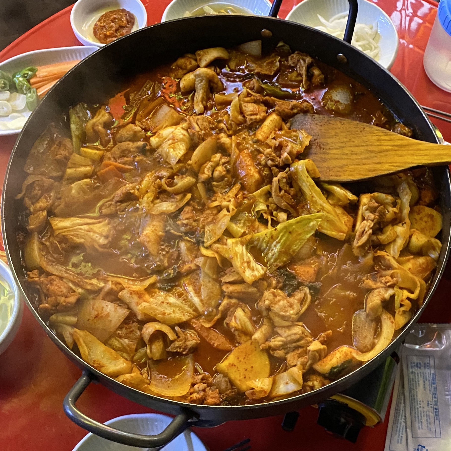 불타는춘천닭갈비 반려동물 동반 애견카페