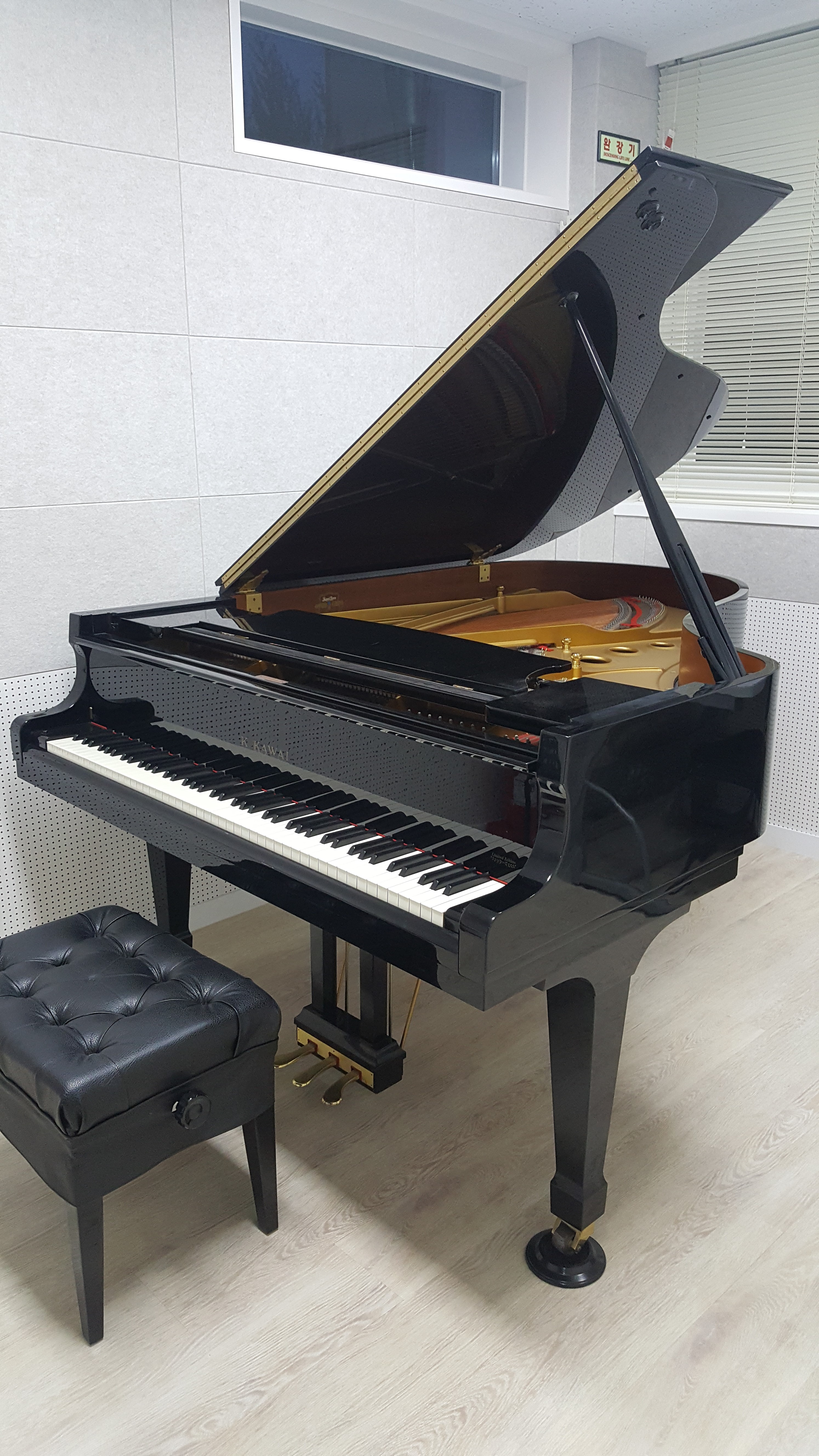 1번째 스튜디오 사진