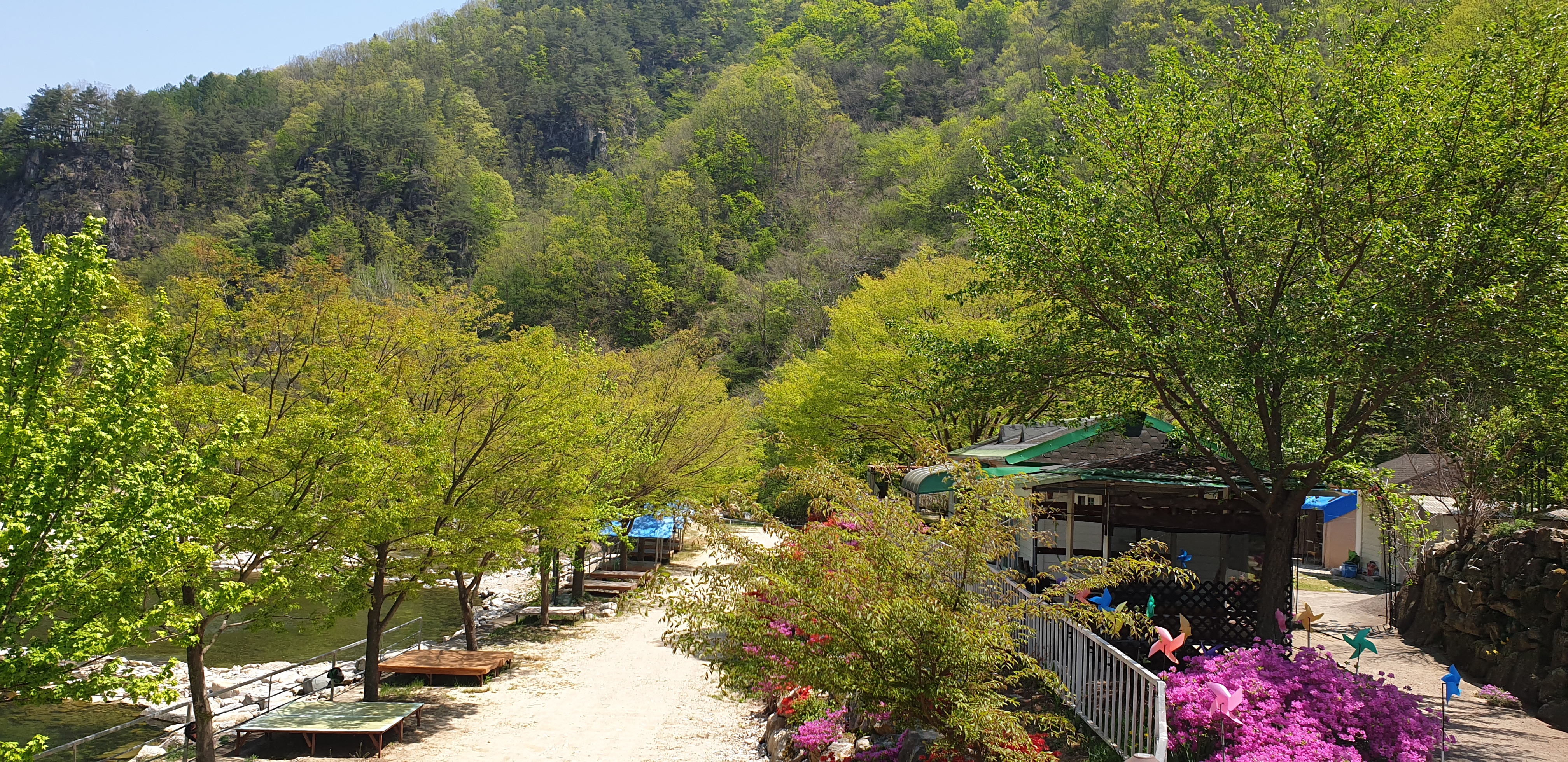 성주 산그늘펜션