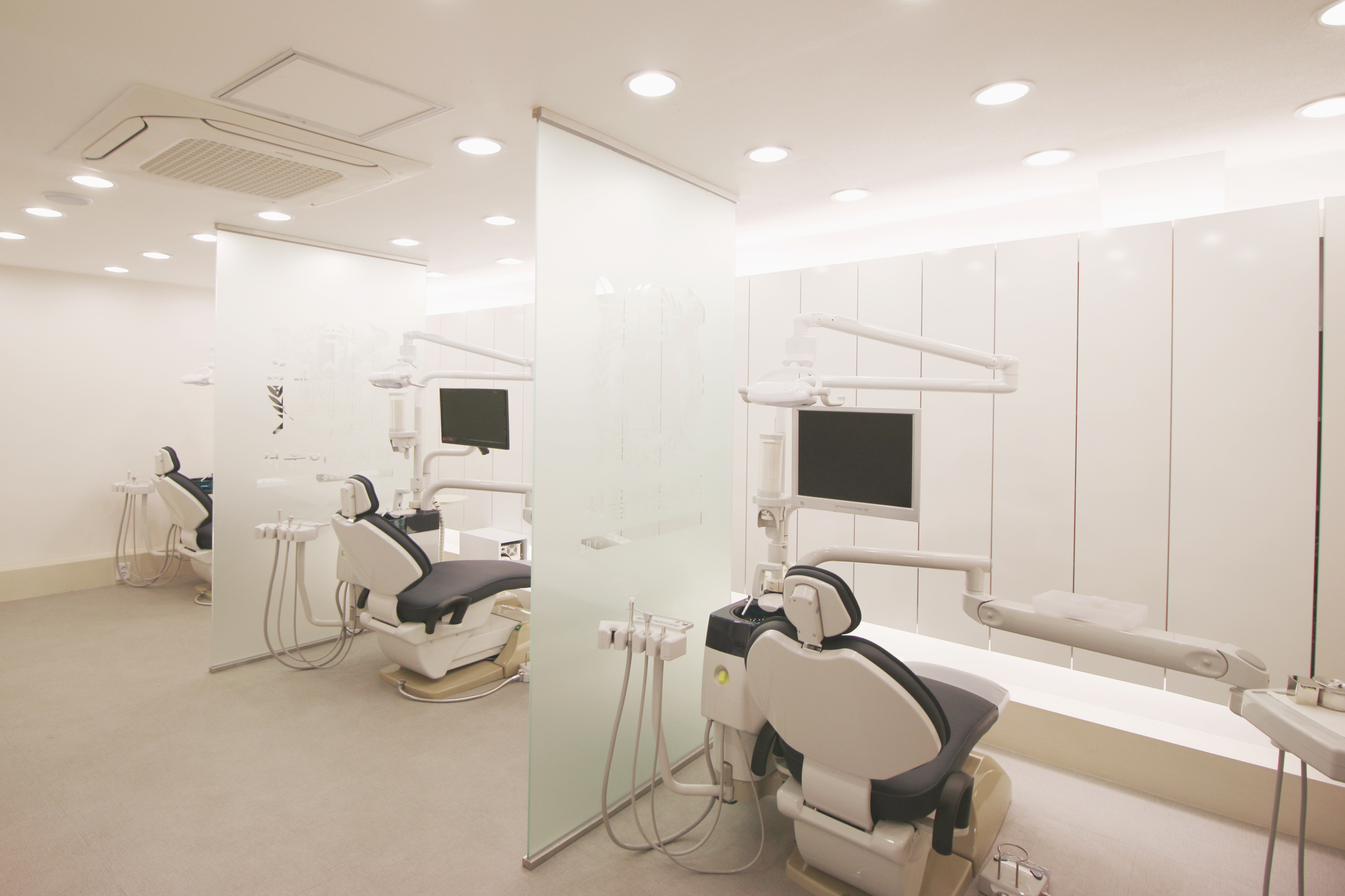 서울이웃치과의원 대표 이미지