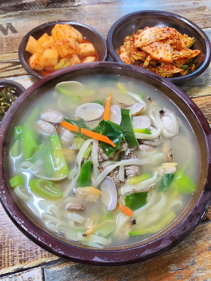 시골집 칼국수