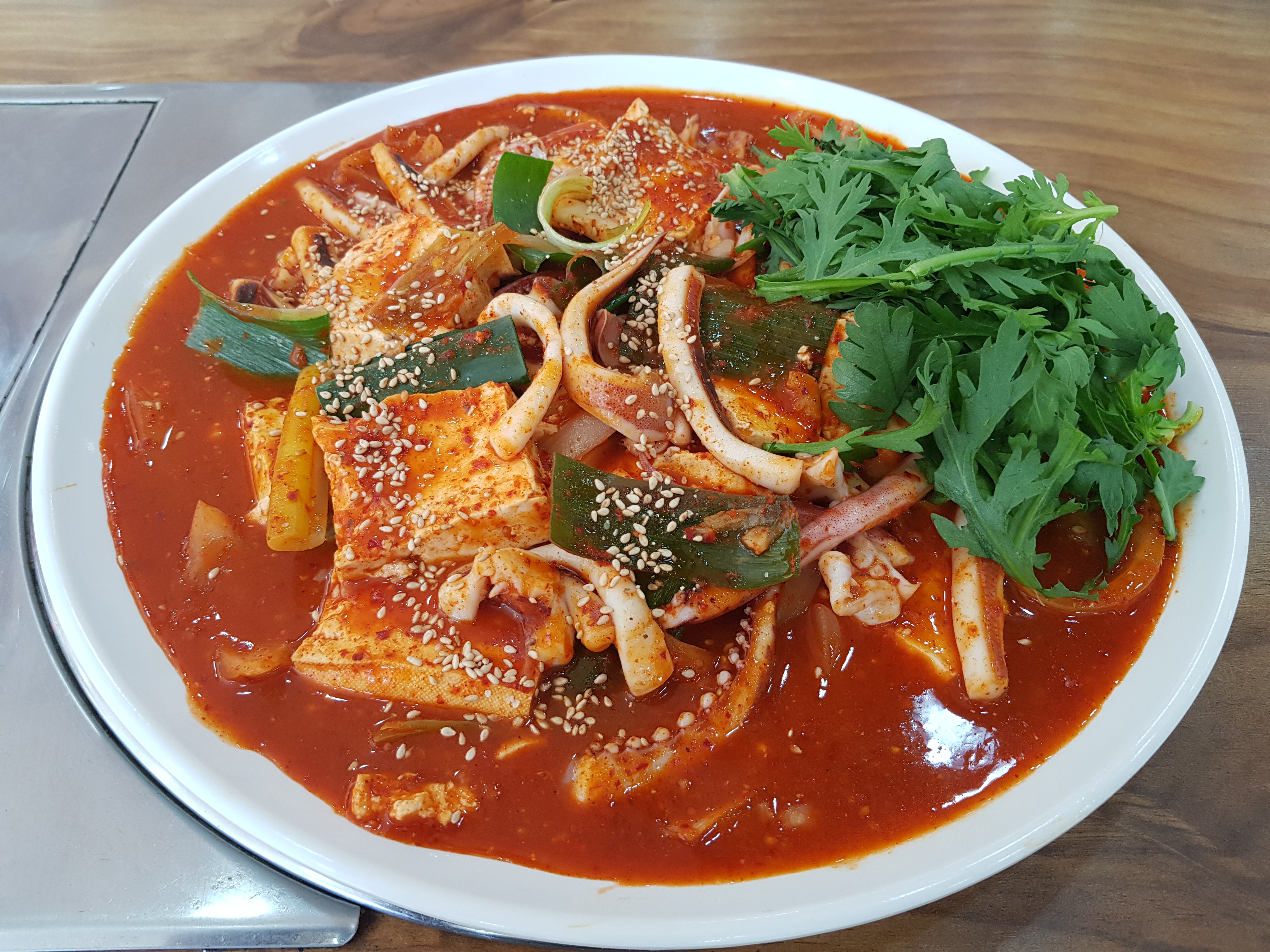 손칼국수보쌈