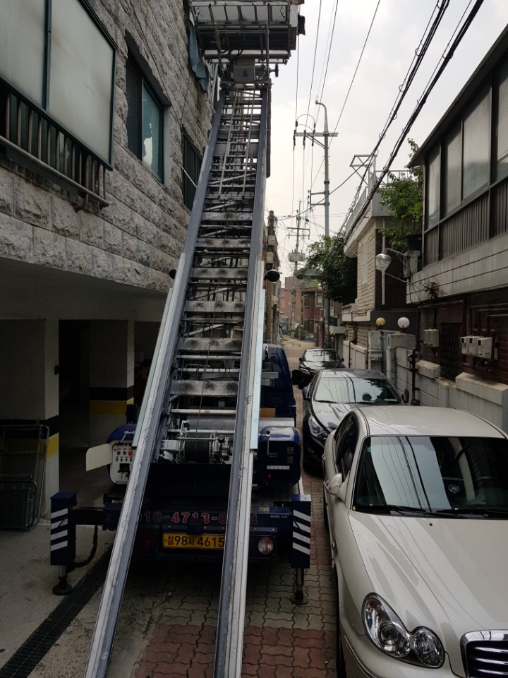 사다리차 서울 중구 우수업체 사다리차비용 사다리차요금표 용달이사비용 고층사다리차 사다리차