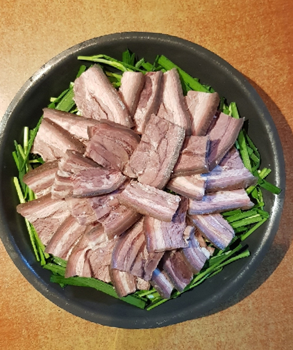 속리산염소요리전문점