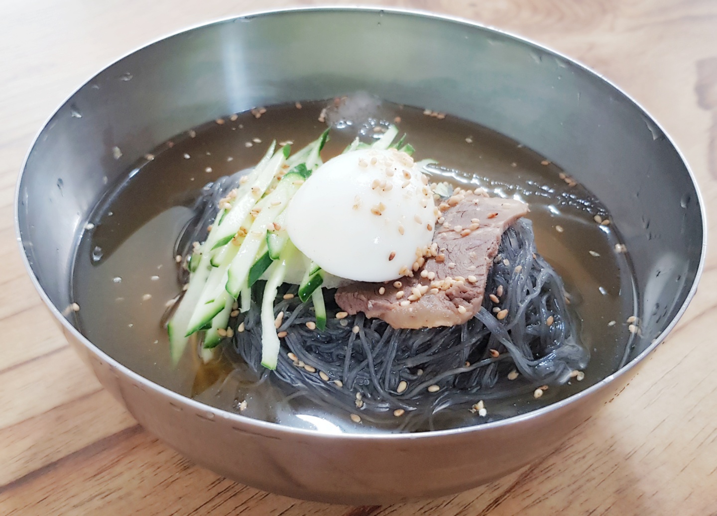 물냉면