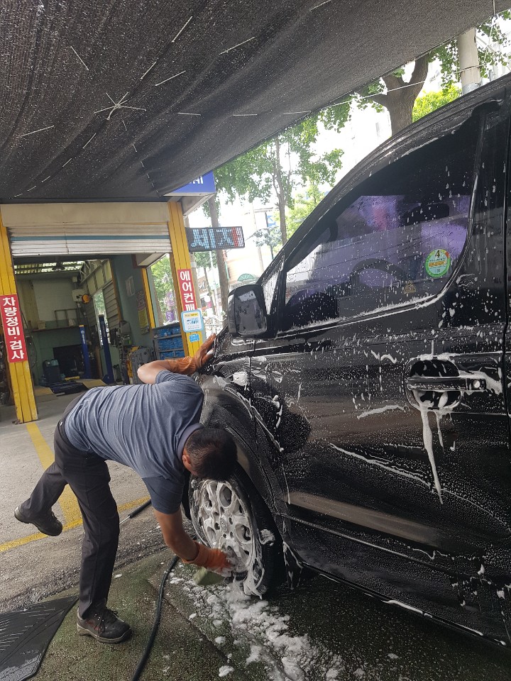 예준탑모터스