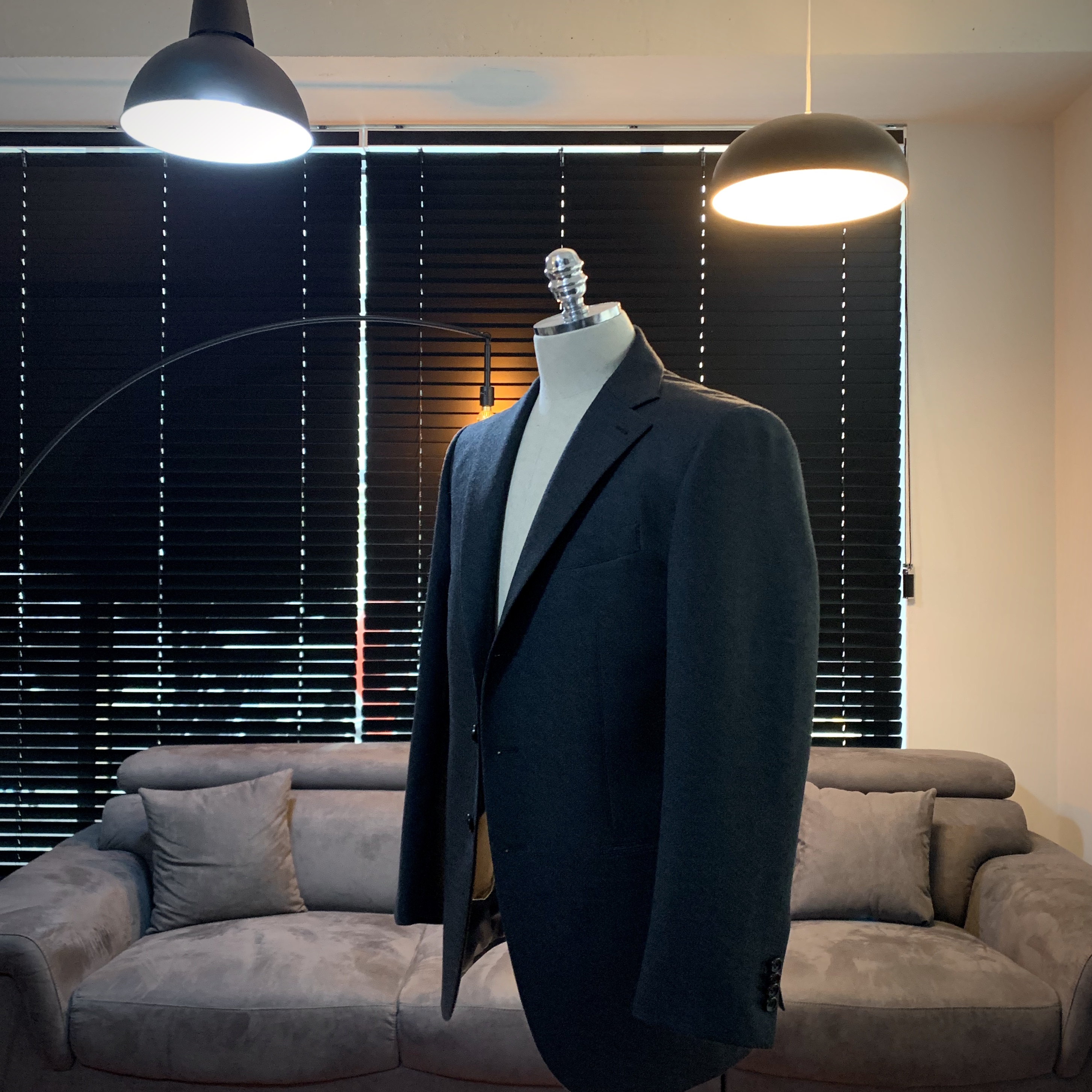 바이초크 맞춤정장 이미지