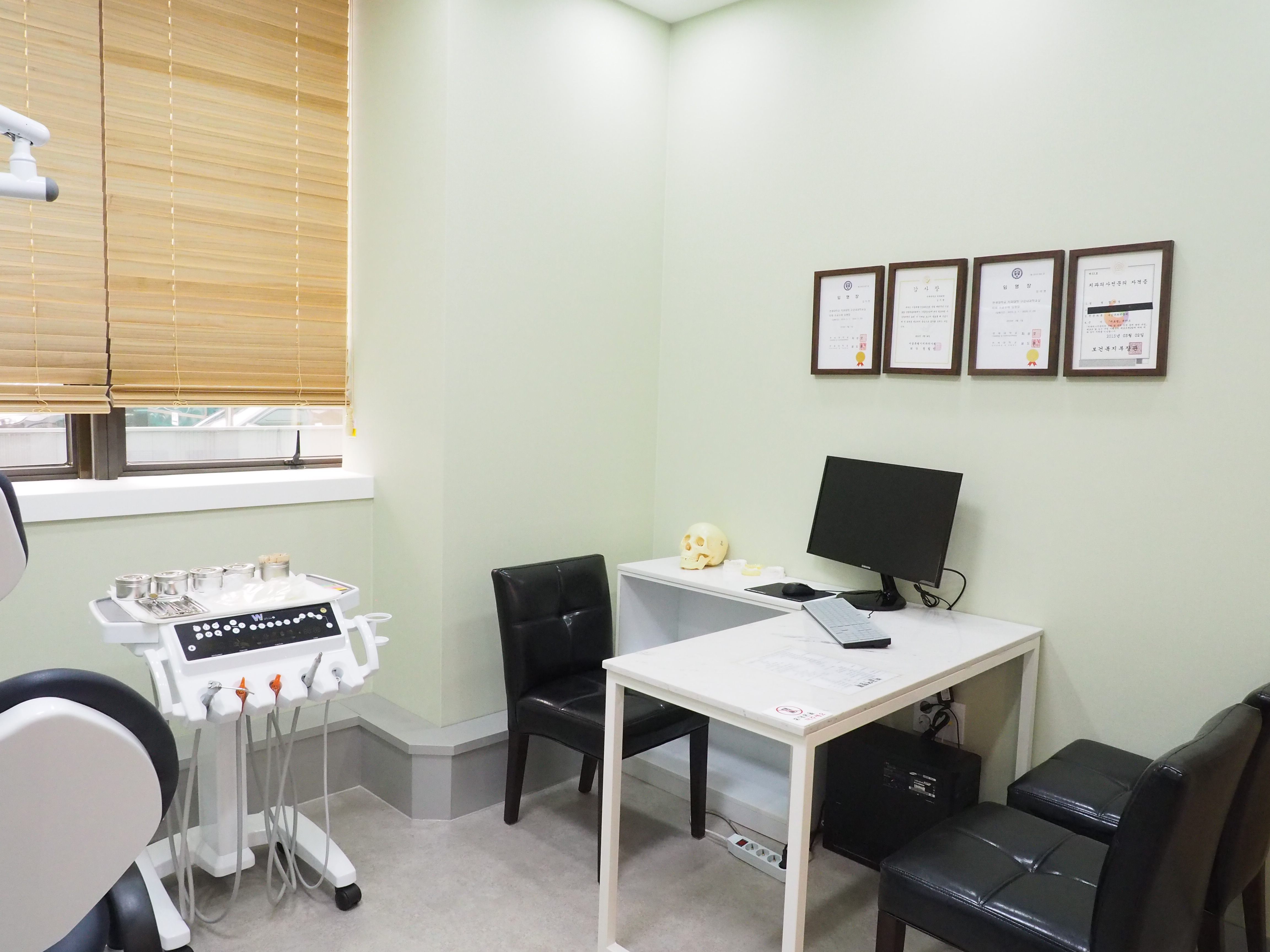 연세구강내과치과의원 대표 이미지