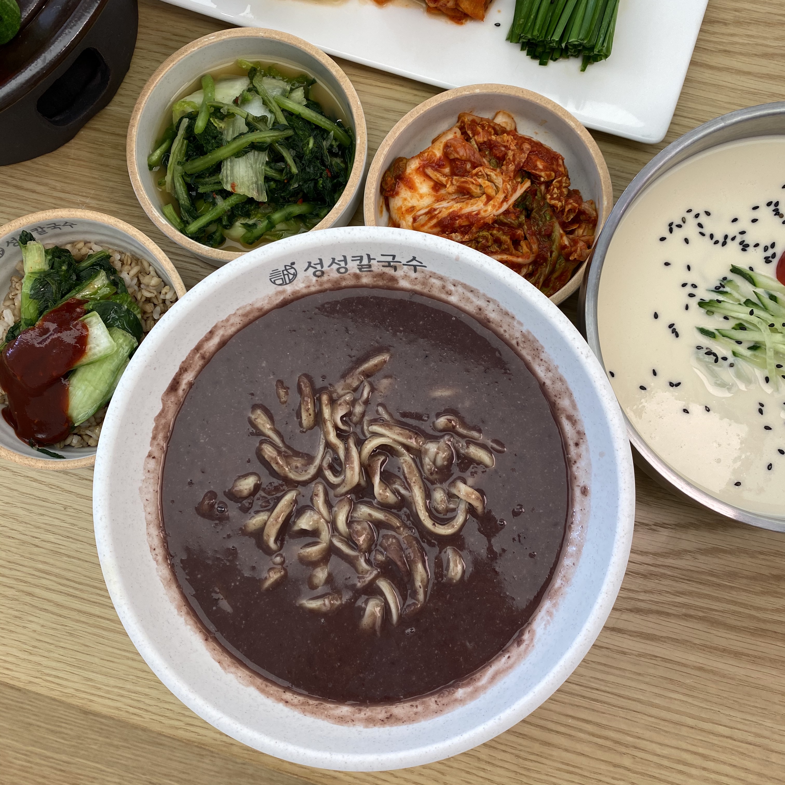 성성칼국수
