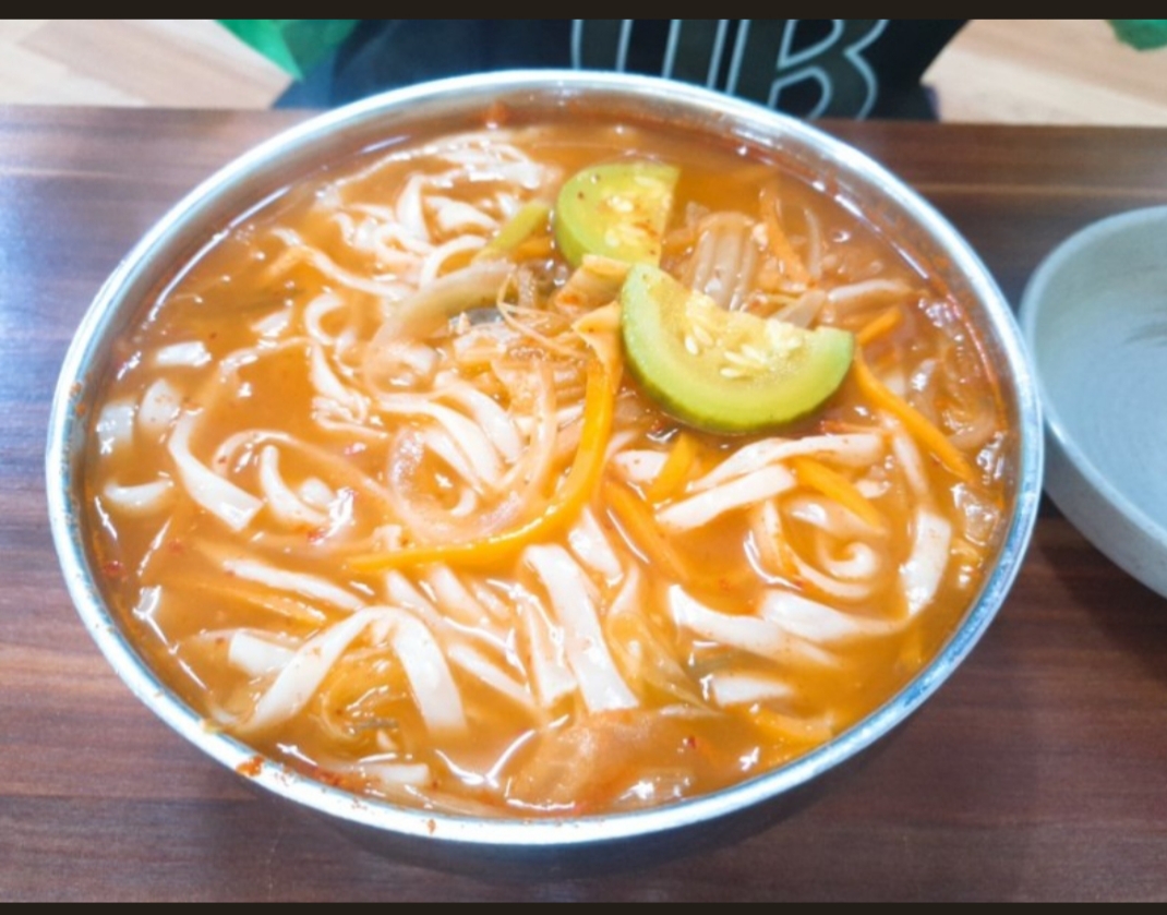 큰집멸치국수