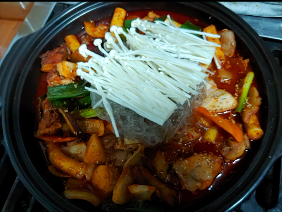 한그릇뚝닭