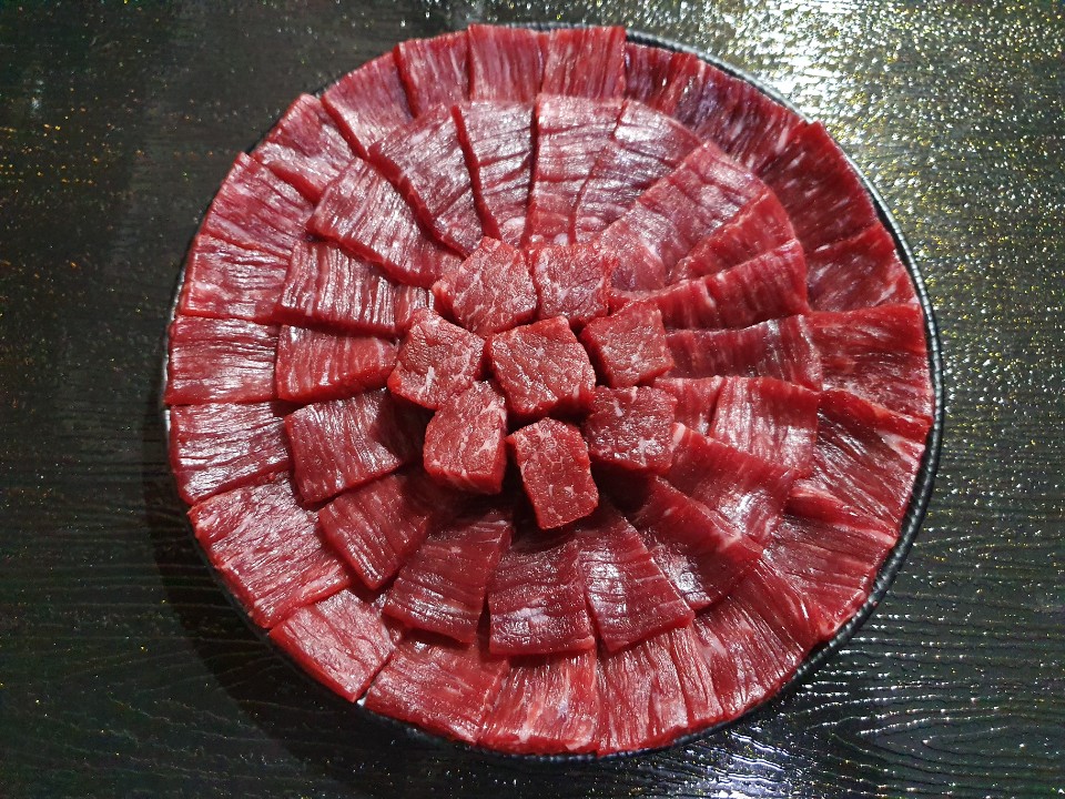 숨쉬는생고기