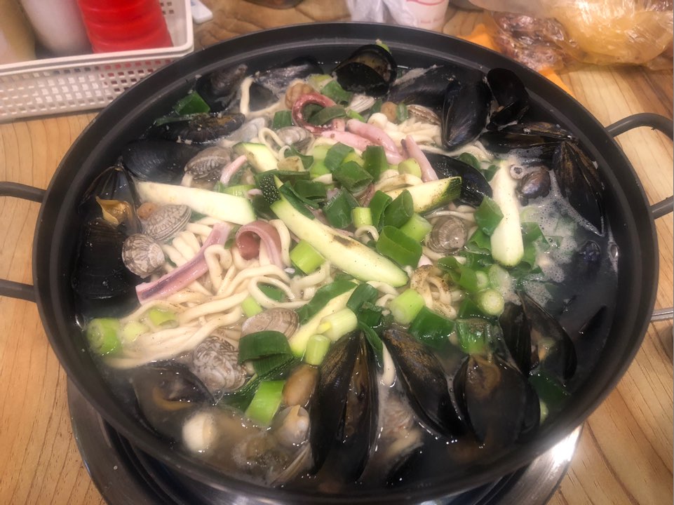 강촌찐해물칼국수