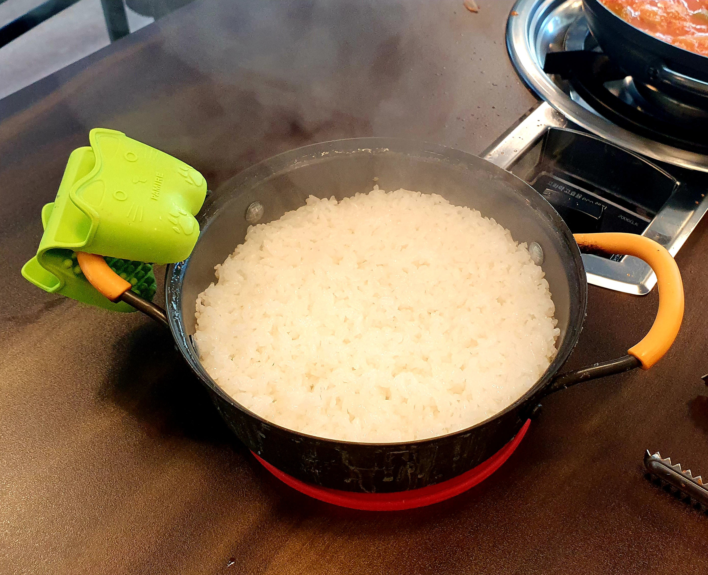 냄비밥 / 공기밥