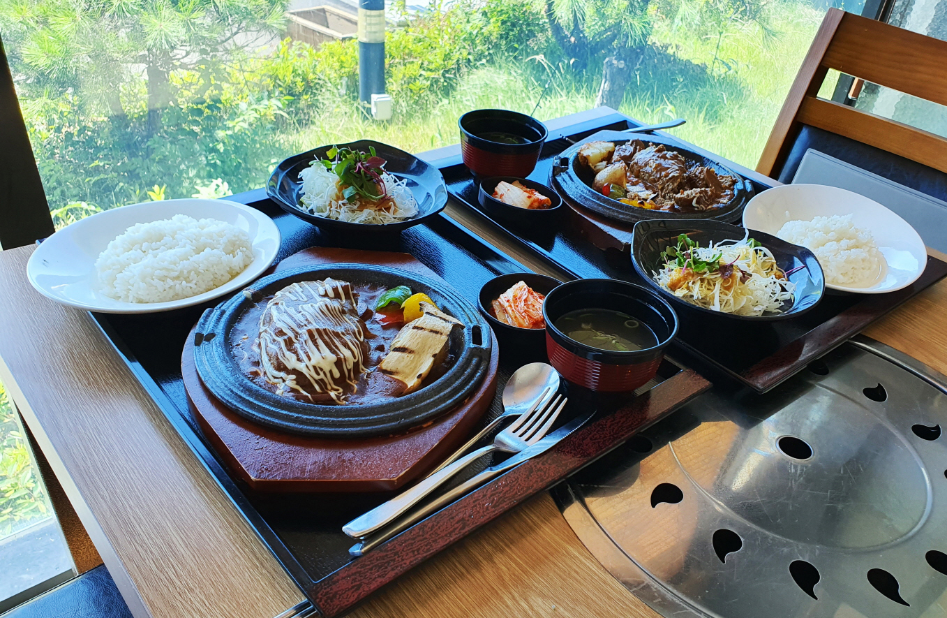 진해물산 녹산용가든