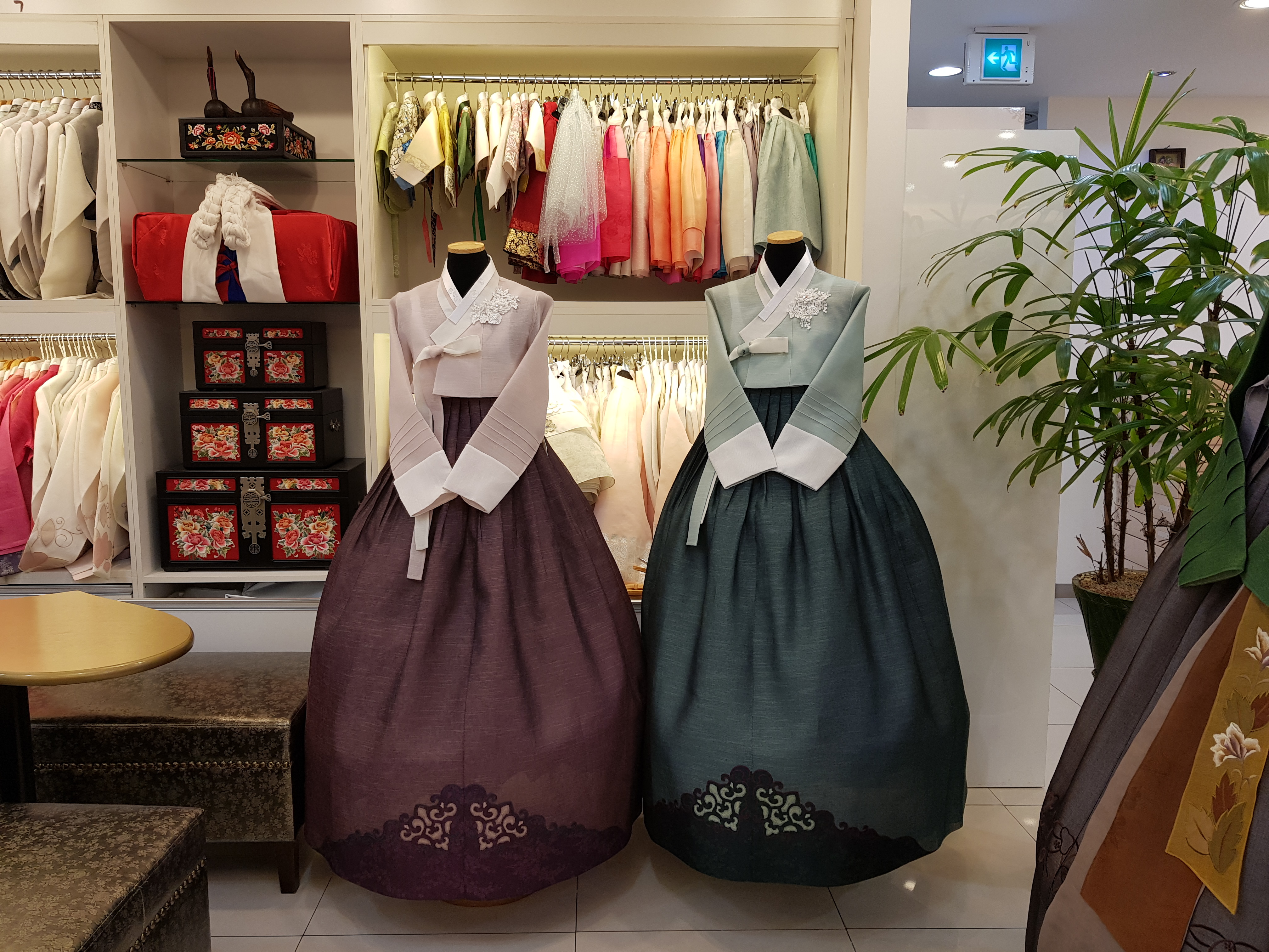 윤빔한복 대구점