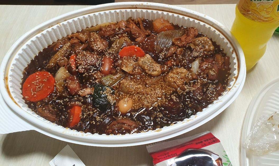 대국민찜닭 서신중화산신시가지점