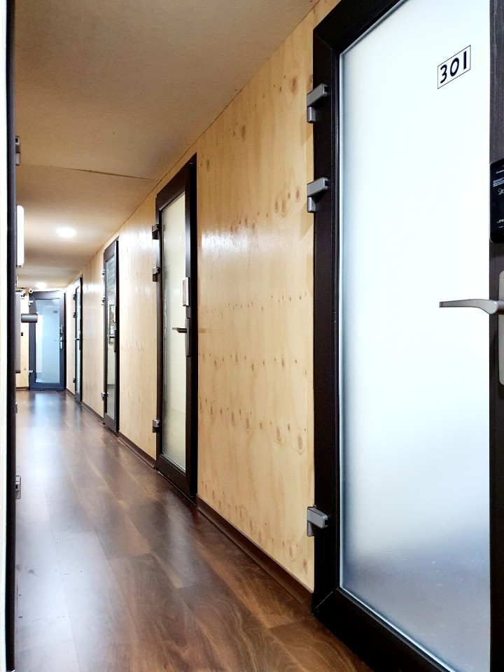 1번째 스튜디오 사진