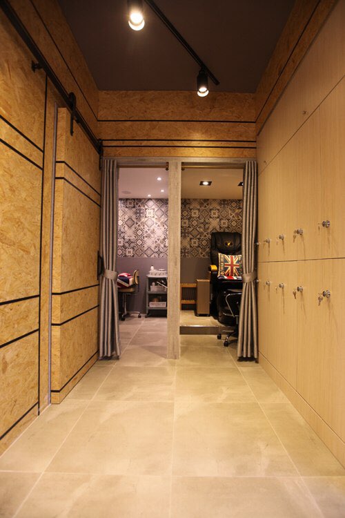 찰스네일 대표 이미지