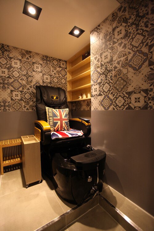 찰스네일 대표 이미지