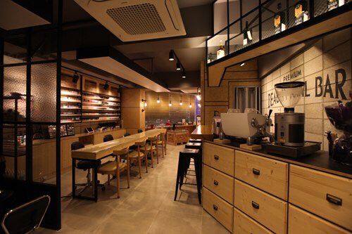 찰스네일 대표 이미지