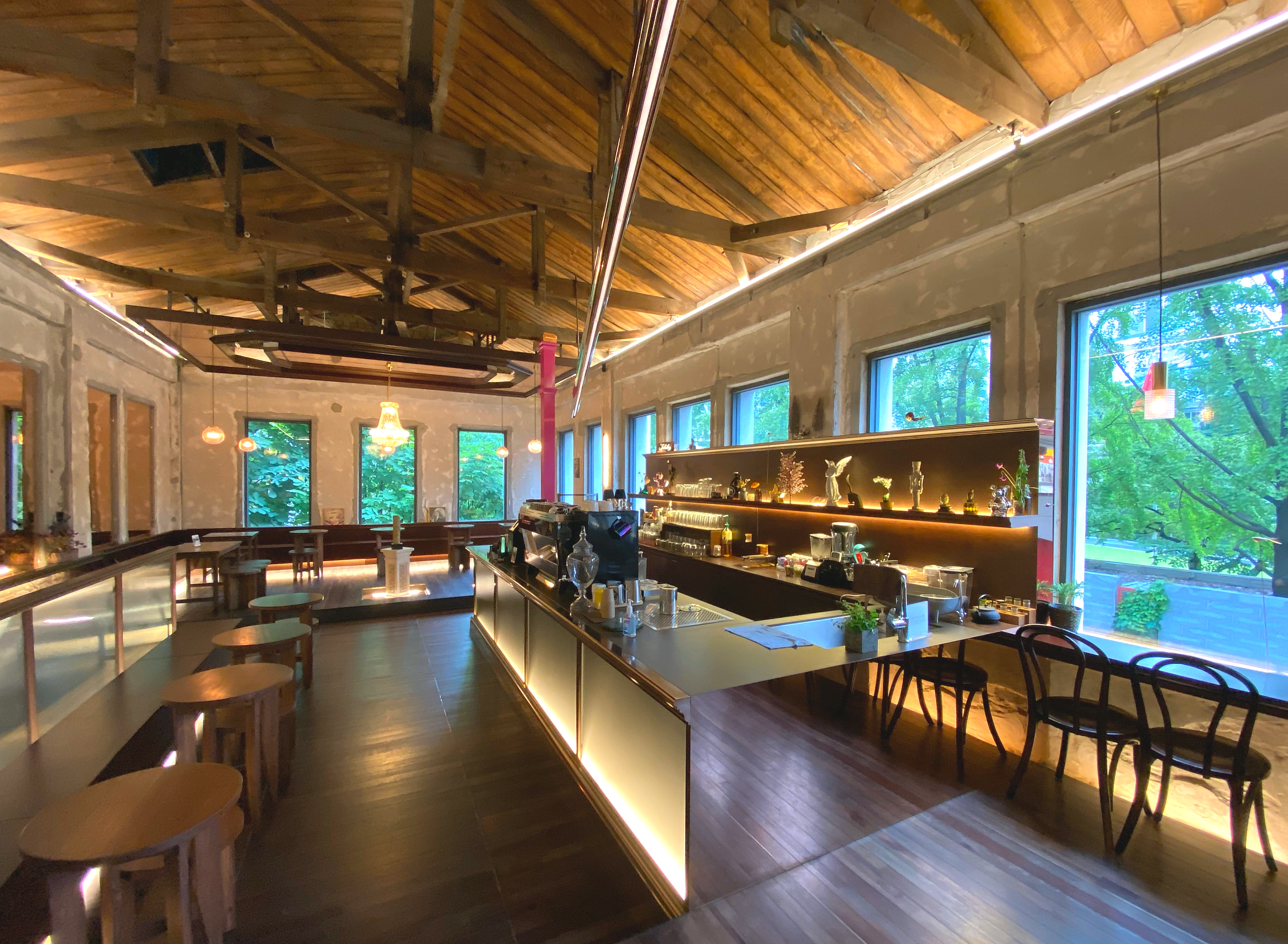 더 스팟 패뷸러스 대표 이미지