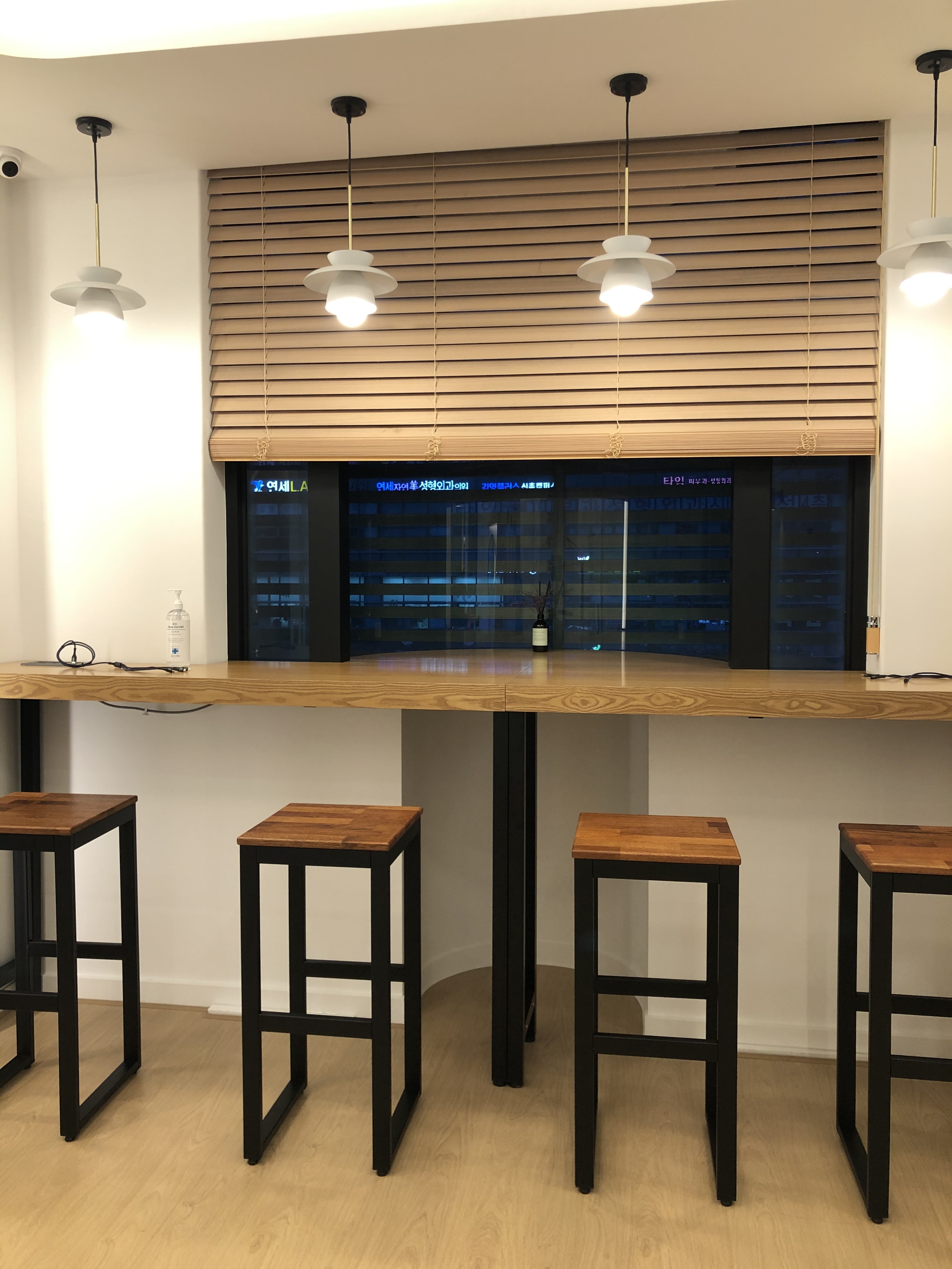 신촌맑음구강내과치과의원 대표 이미지