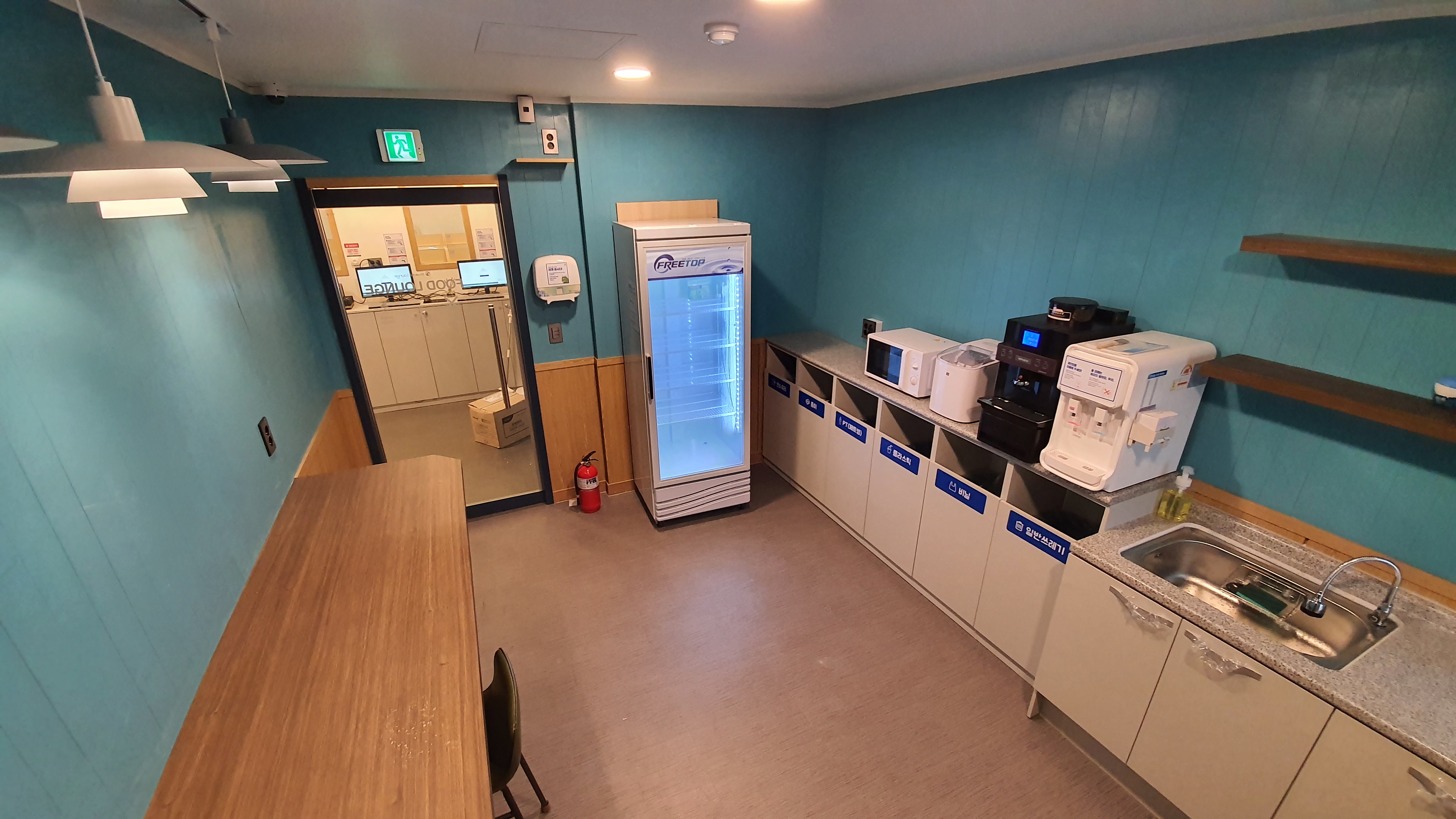 블루닷라운지 구서2호점 독서실 대표이미지