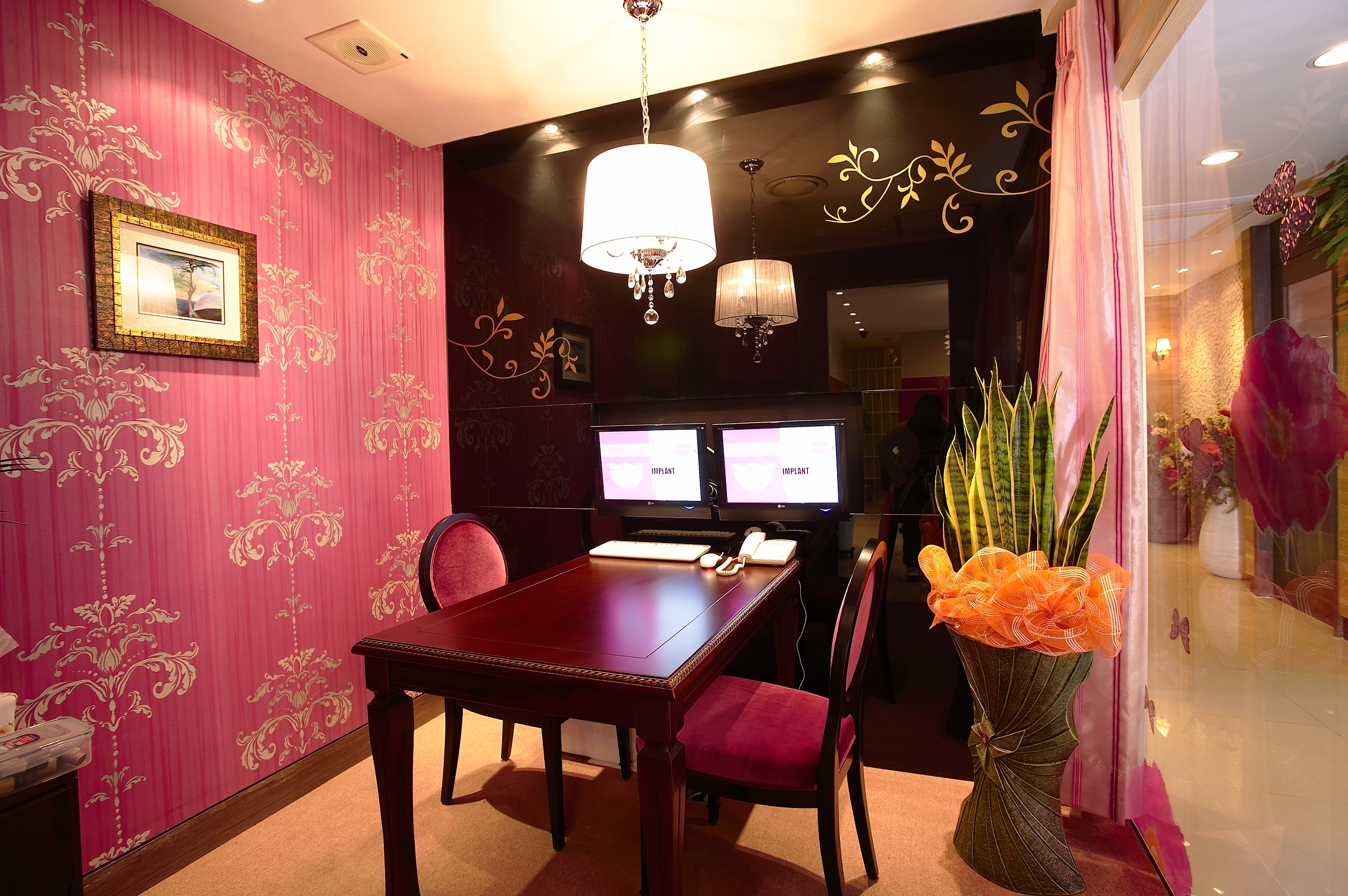 진주예치과의원 내부 전경