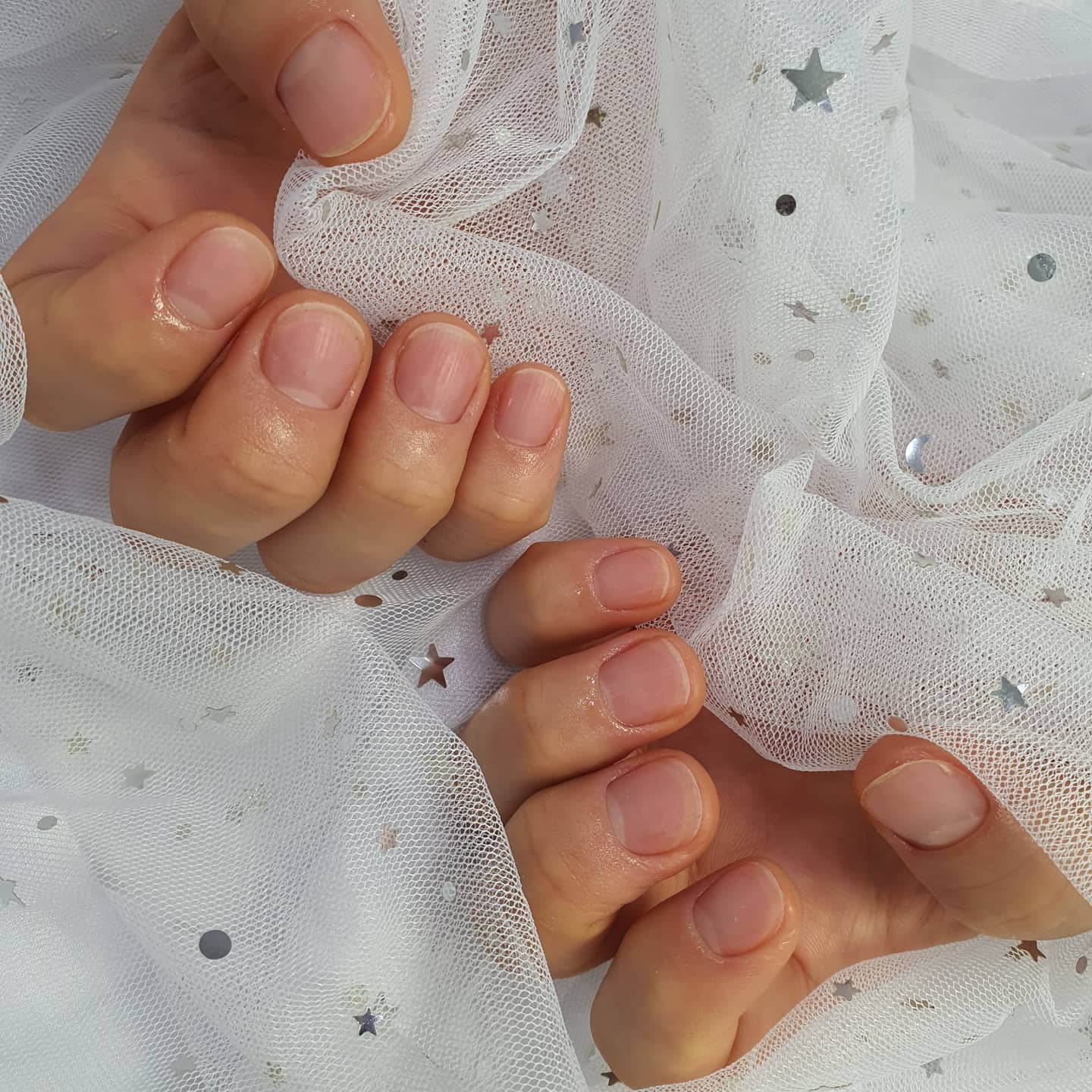 네일에홀리다