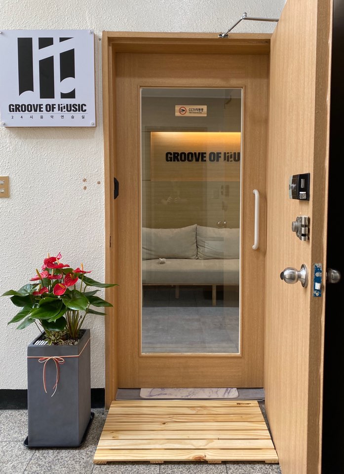 1번째 스튜디오 사진