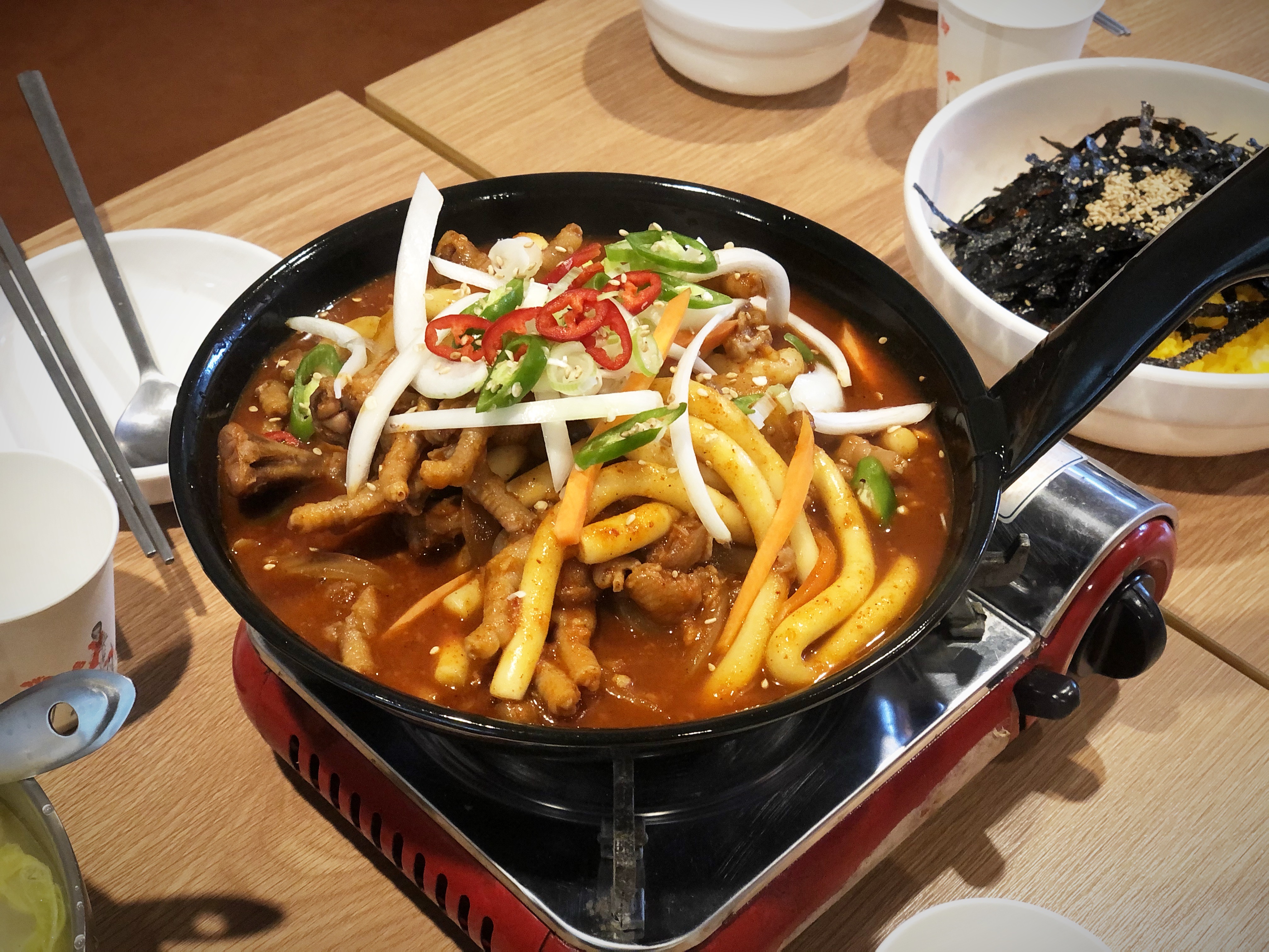 꼬미곶닭발 망포역점