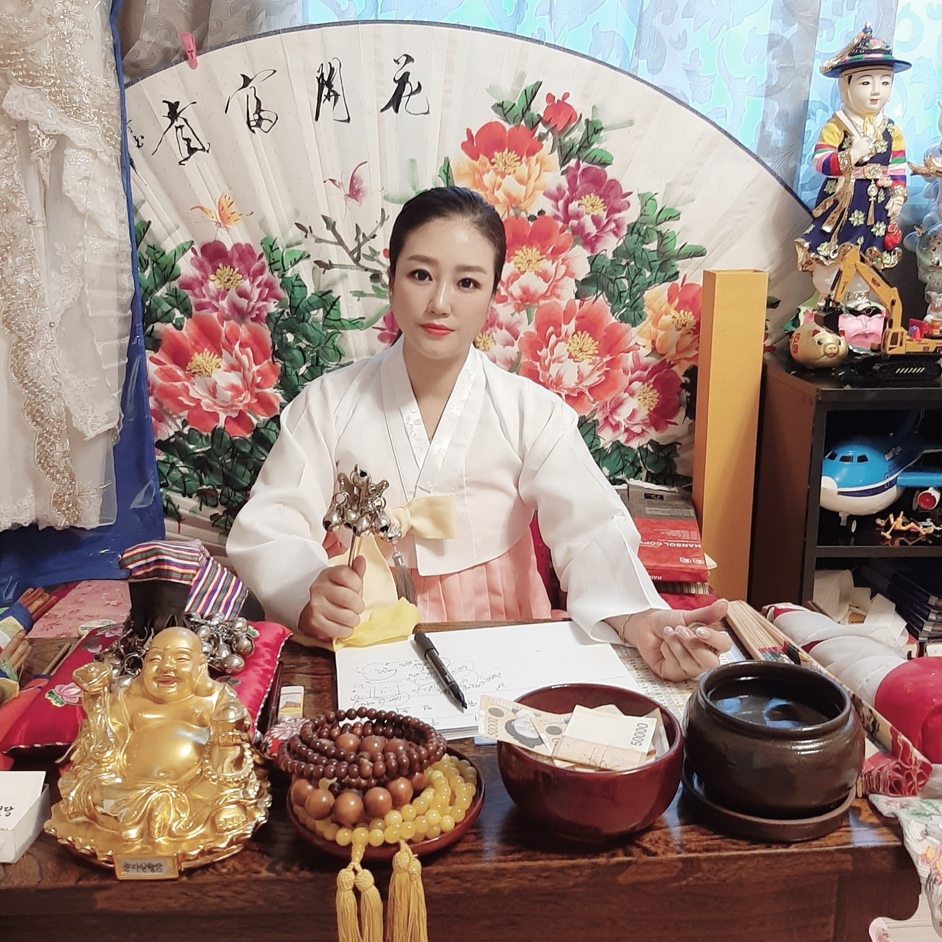 천지일월당