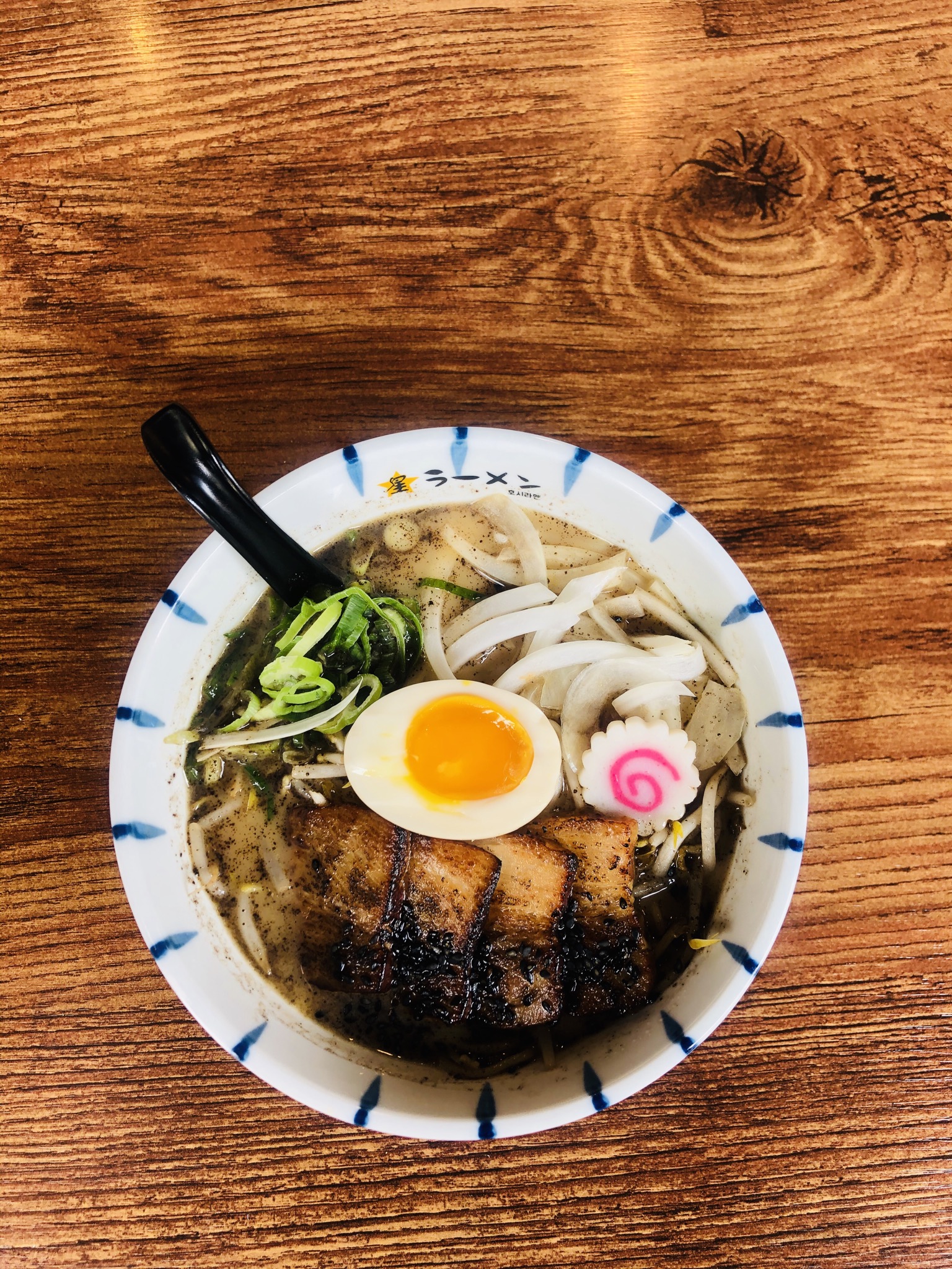 호시라멘 대표 이미지 - 돈코츠라멘