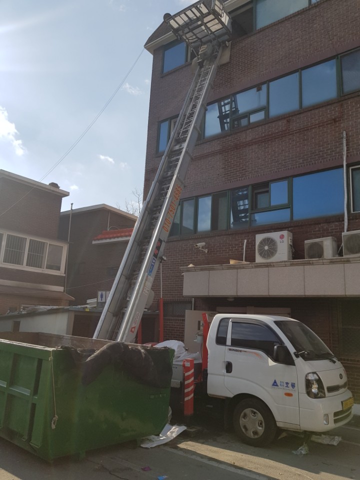 서울 송파구 사다리차 중장비 사다리차비용 사다리차요금표 용달이사비용 고층사다리차 사다리차